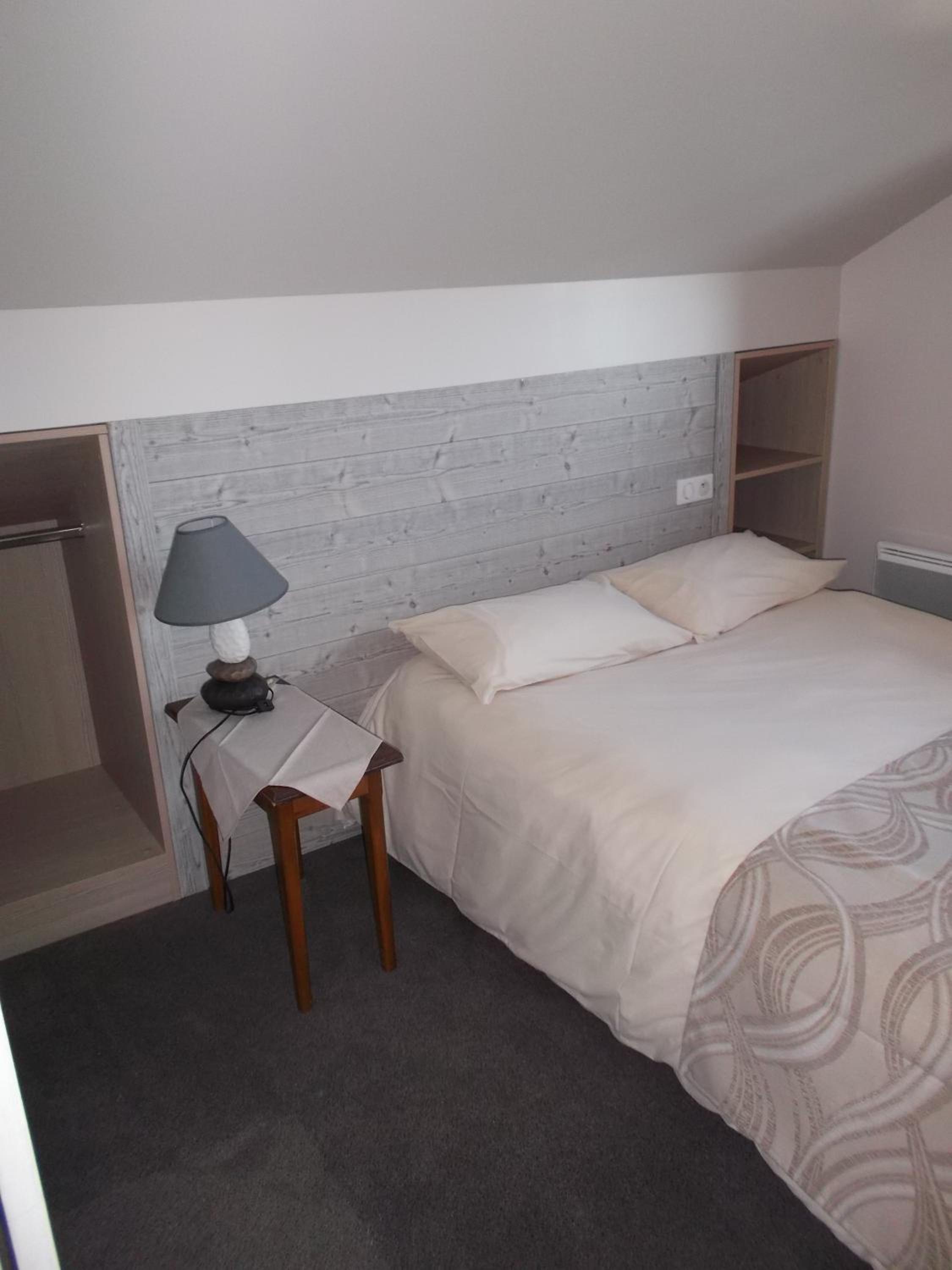 Economy Single Room