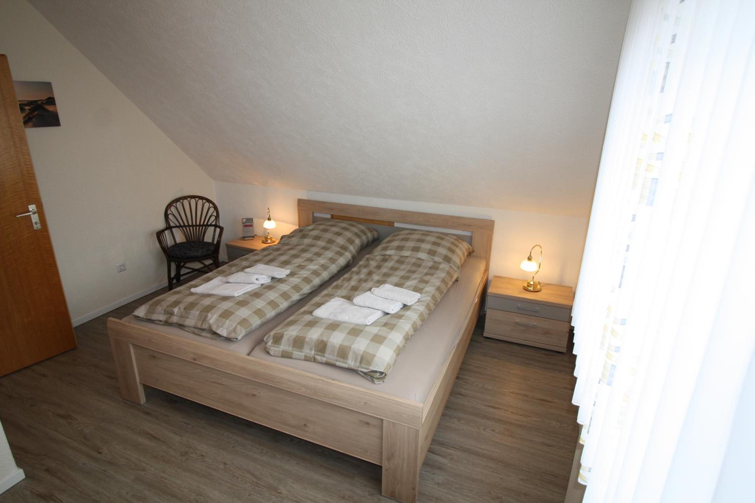 Apartment with Balcony photo 3
