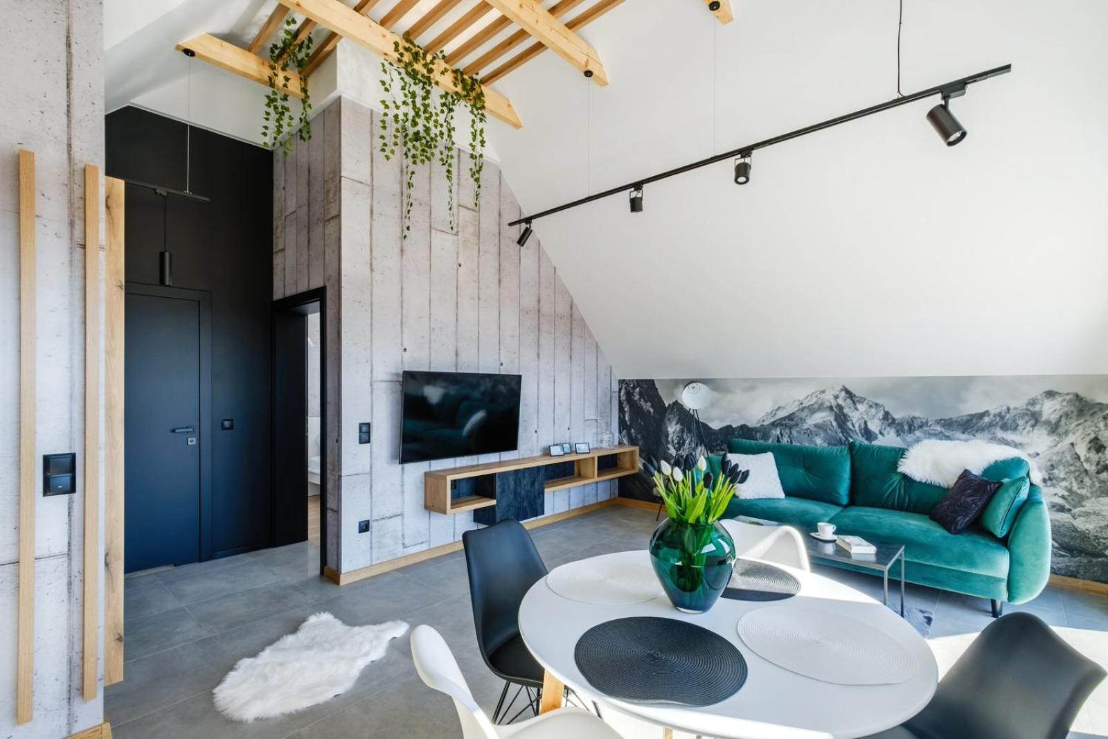 One-Bedroom Apartment - Photo 6