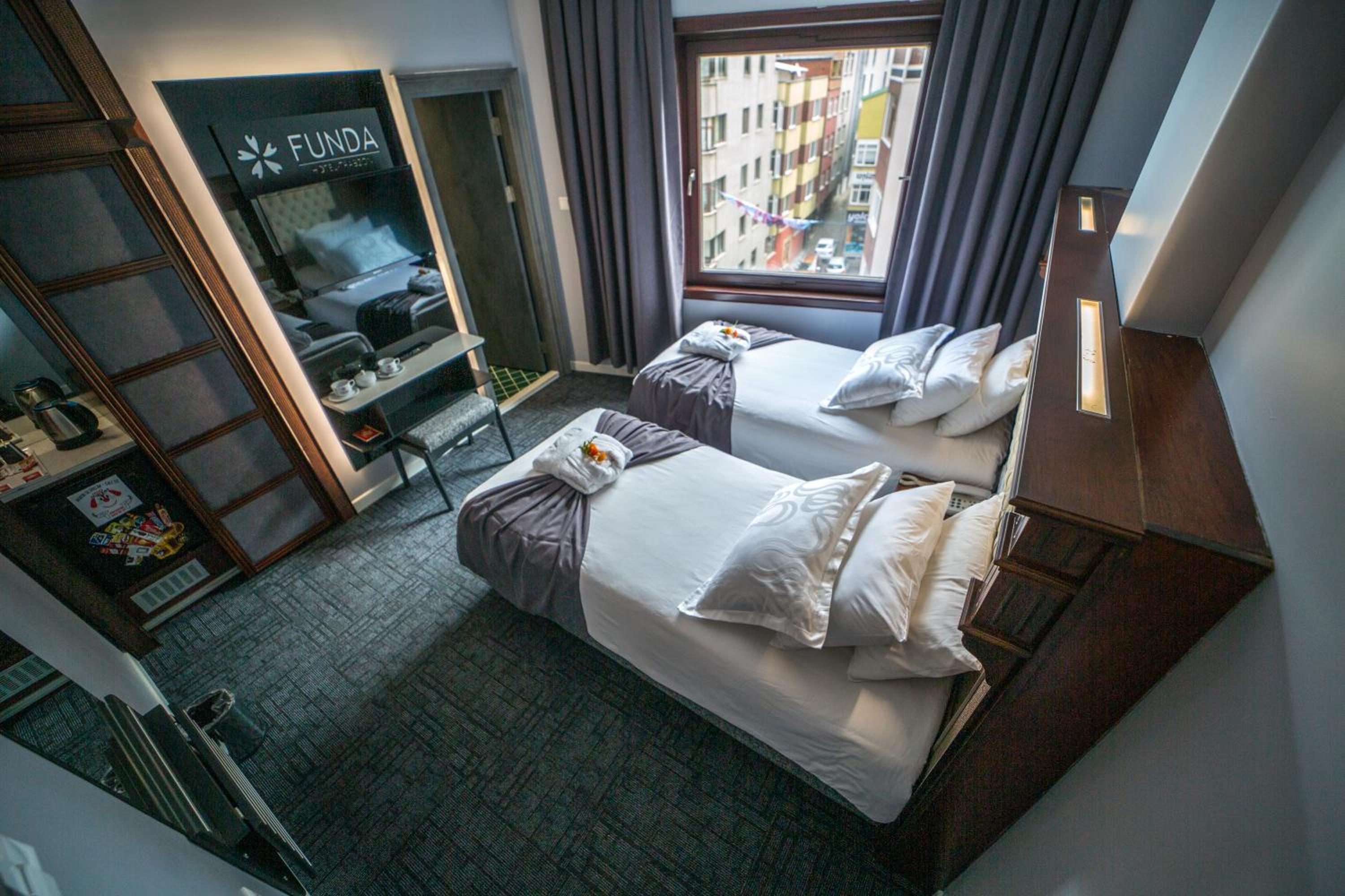 Double or Twin Room with City View