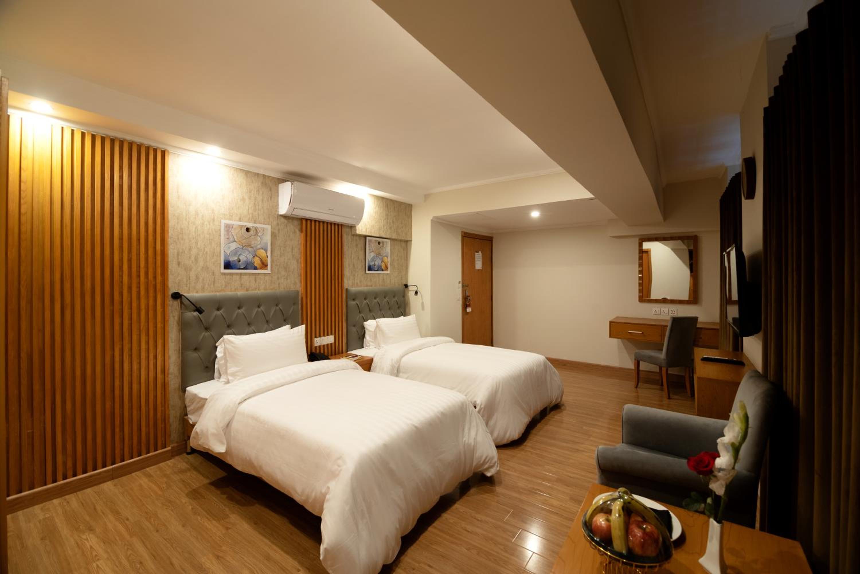 Deluxe Twin Room