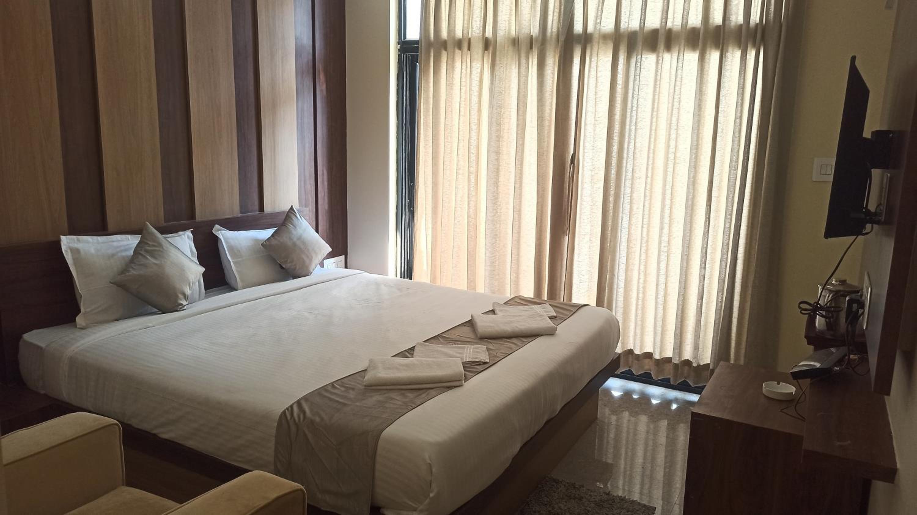 Economy Double Room - Photo 2