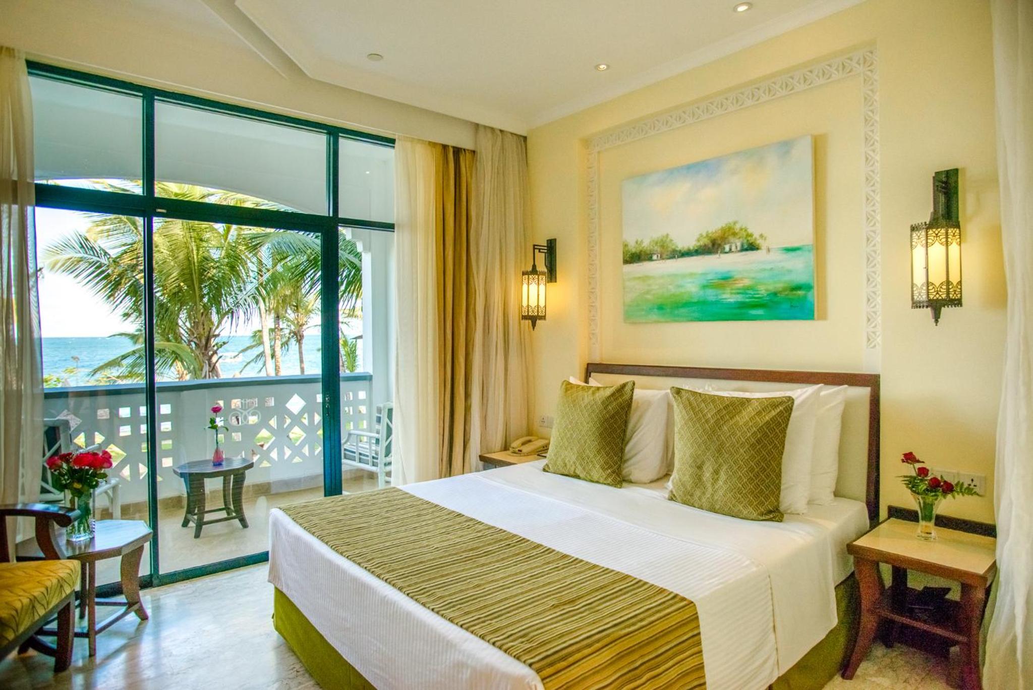 Sea Facing Queen Room - Photo 1