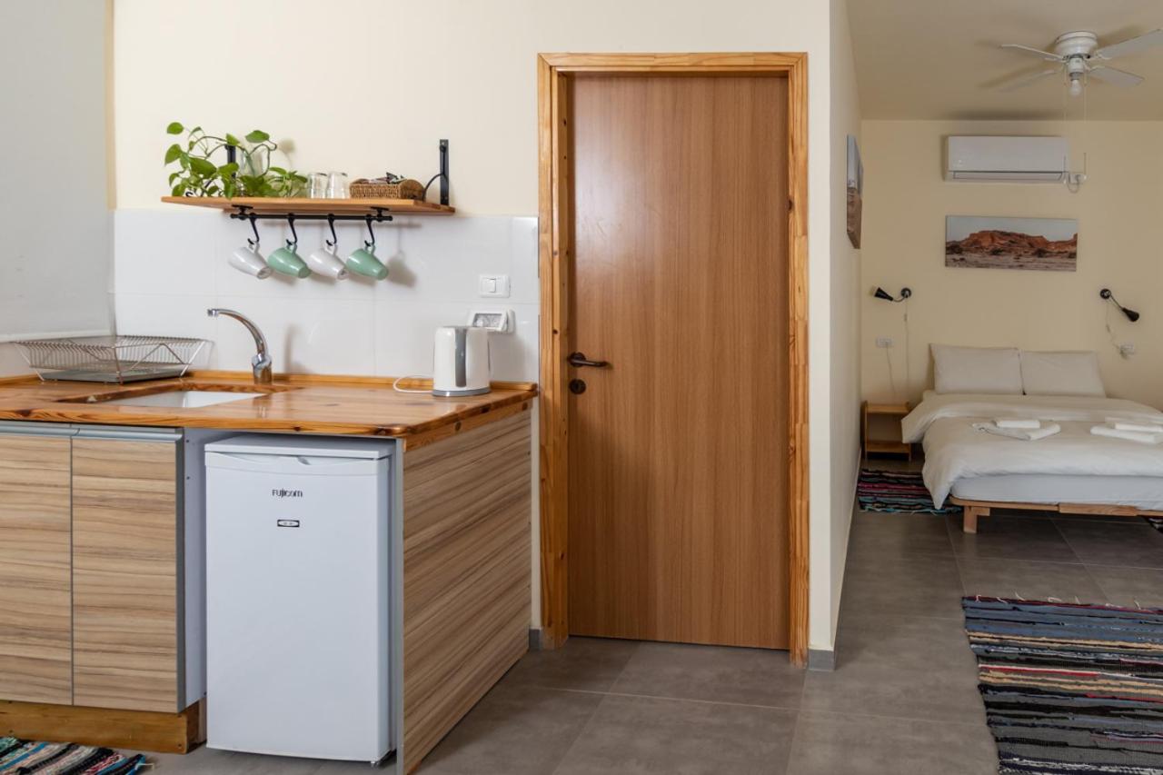 Double or Twin Room - Photo 11