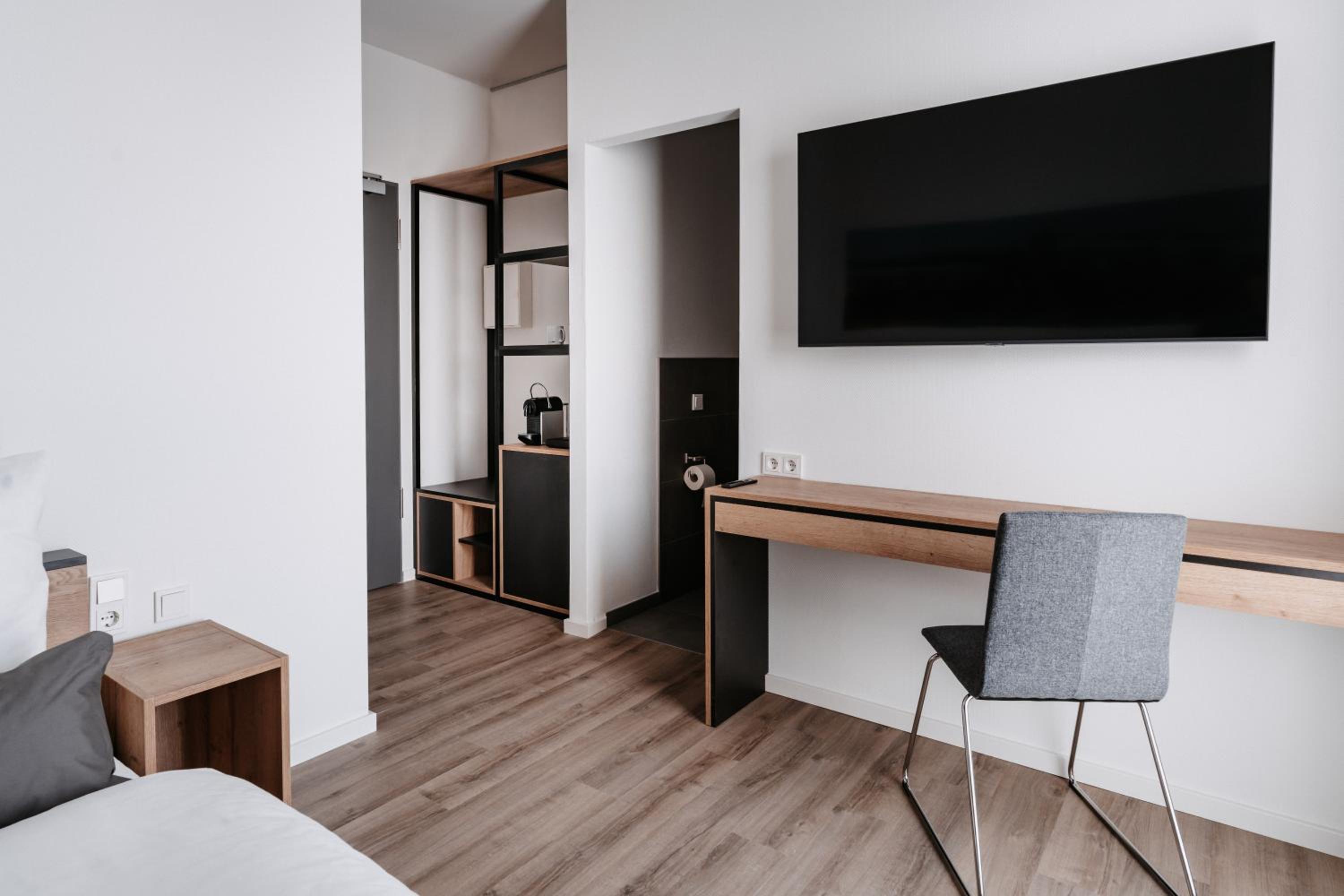 Single Room photo 2