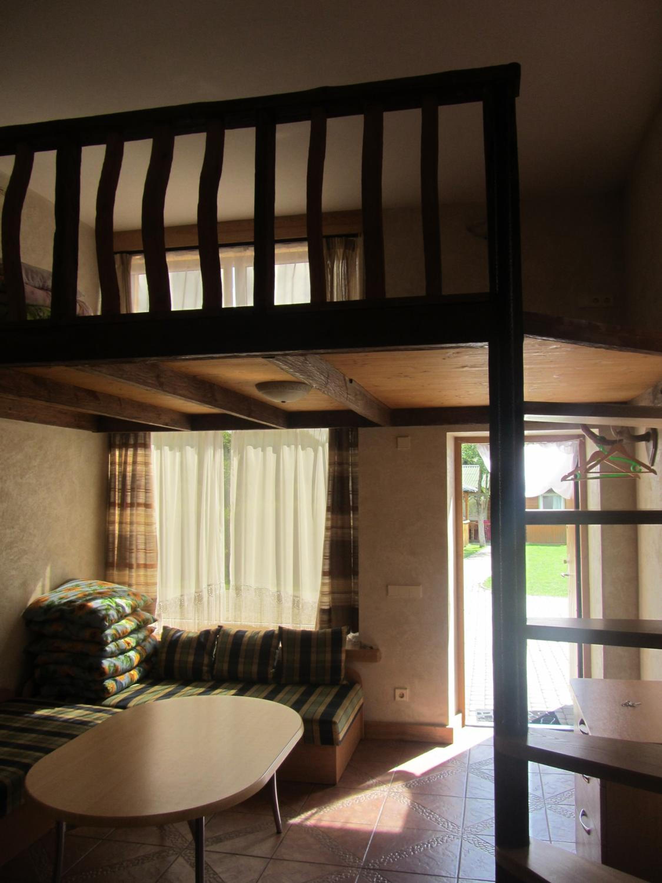 Apartment photo 2