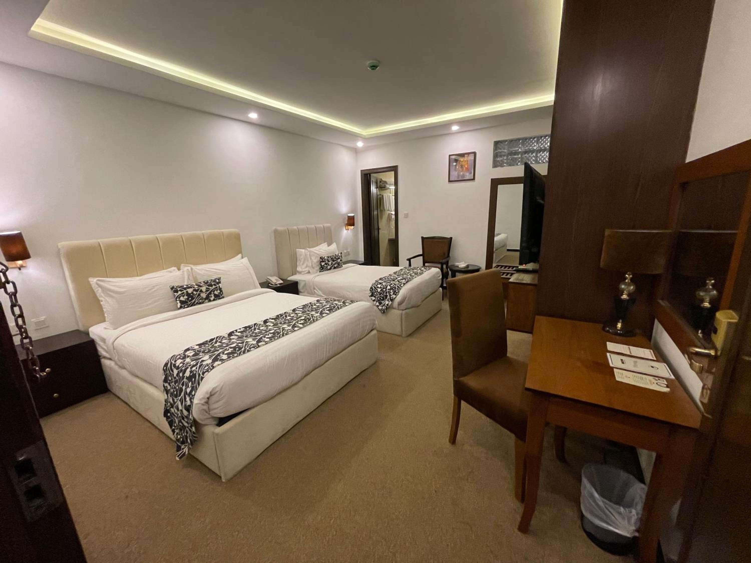 Luxury Triple Room