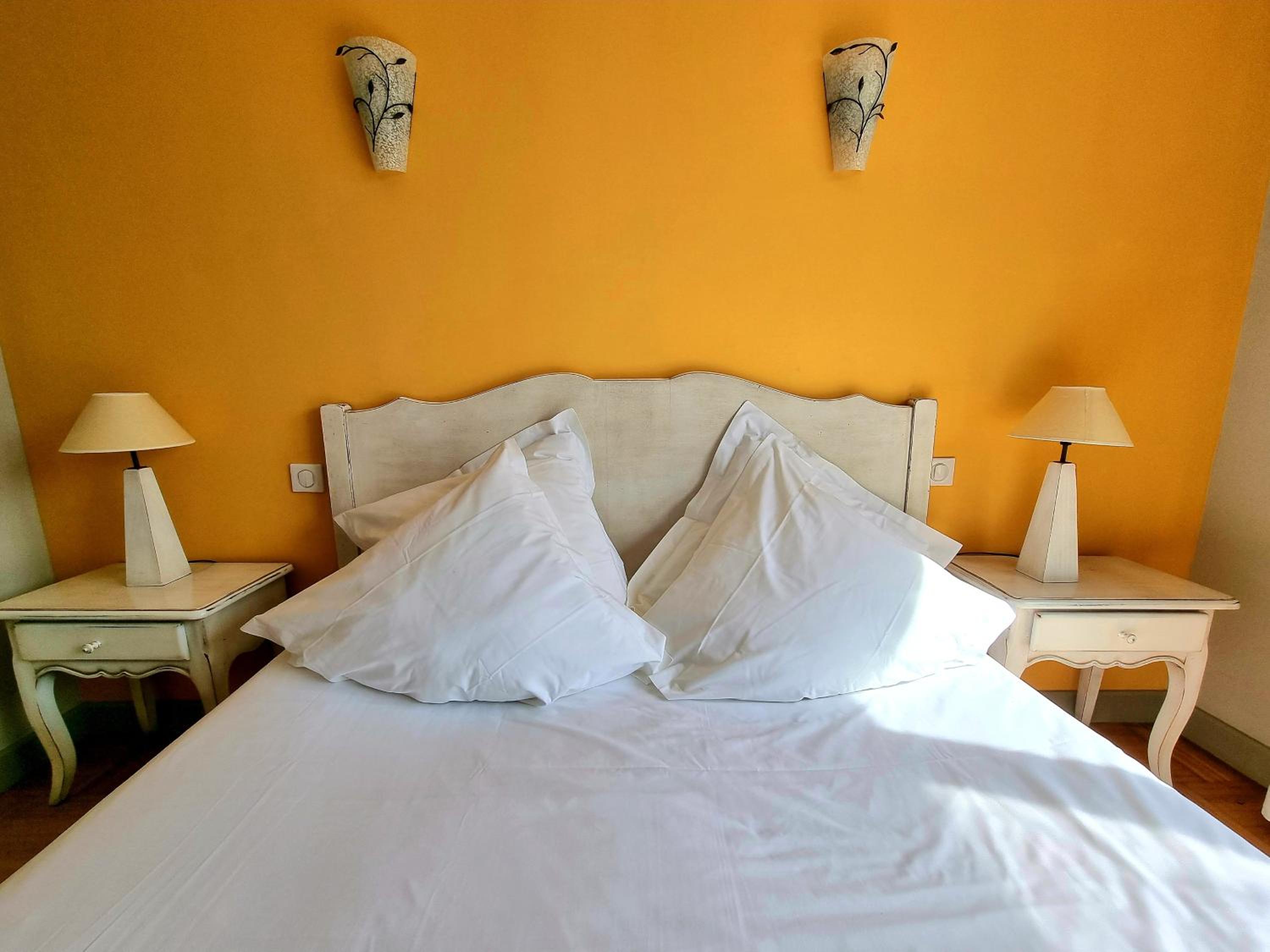 Double Room - Disability Access - Photo 4