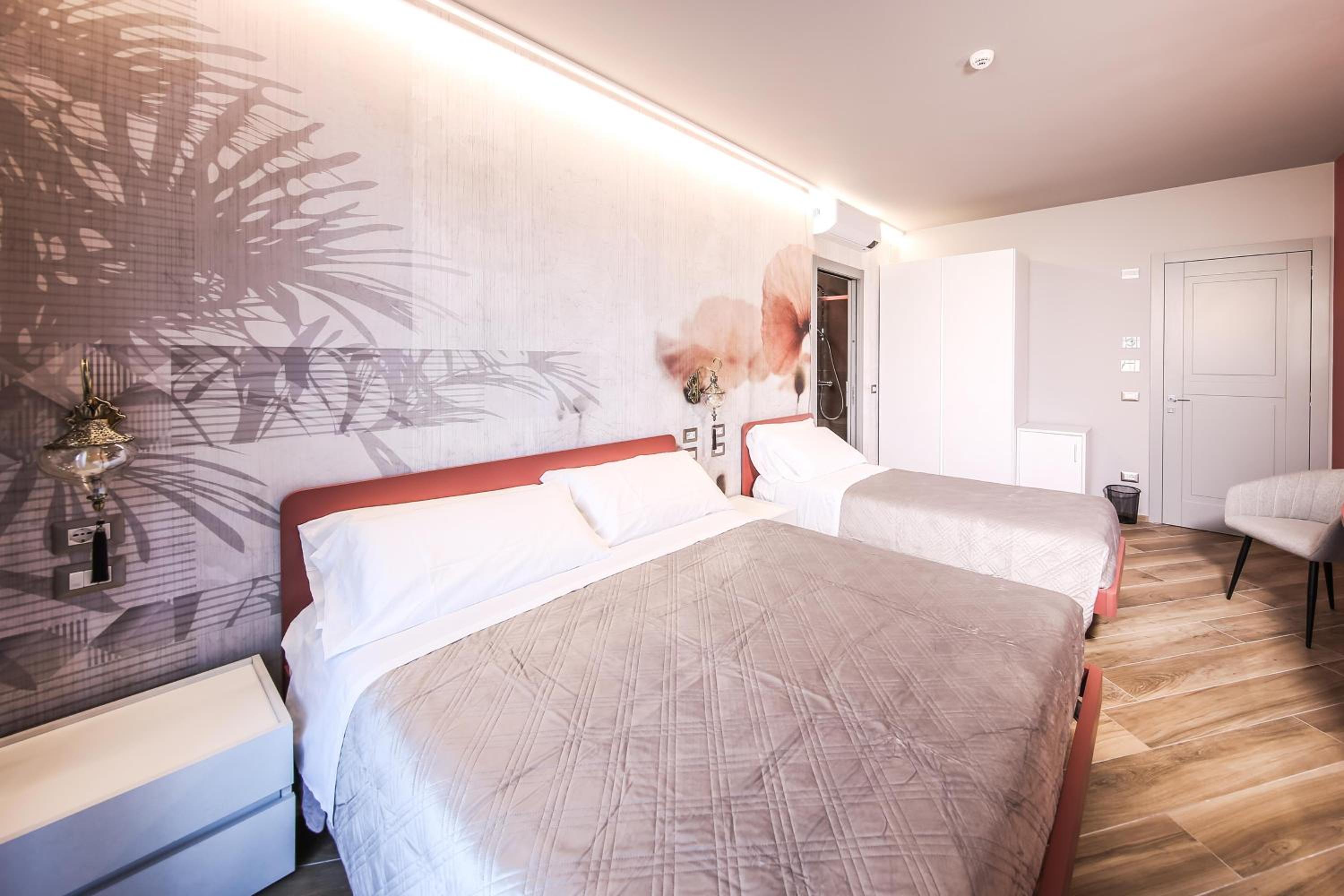 Superior Triple Room photo 2
