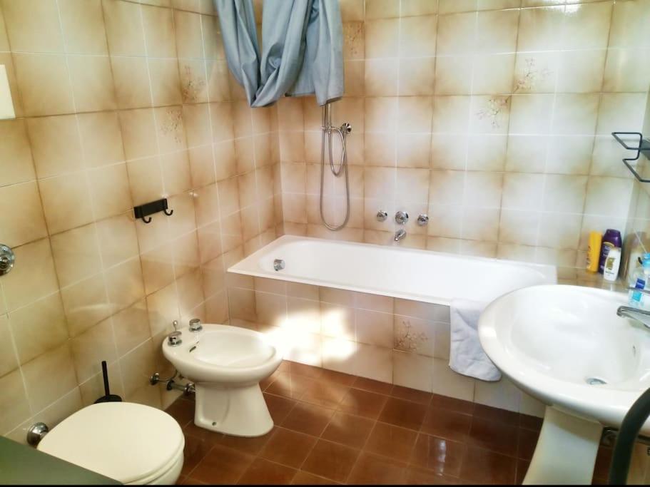 One-Bedroom Apartment - Photo 8