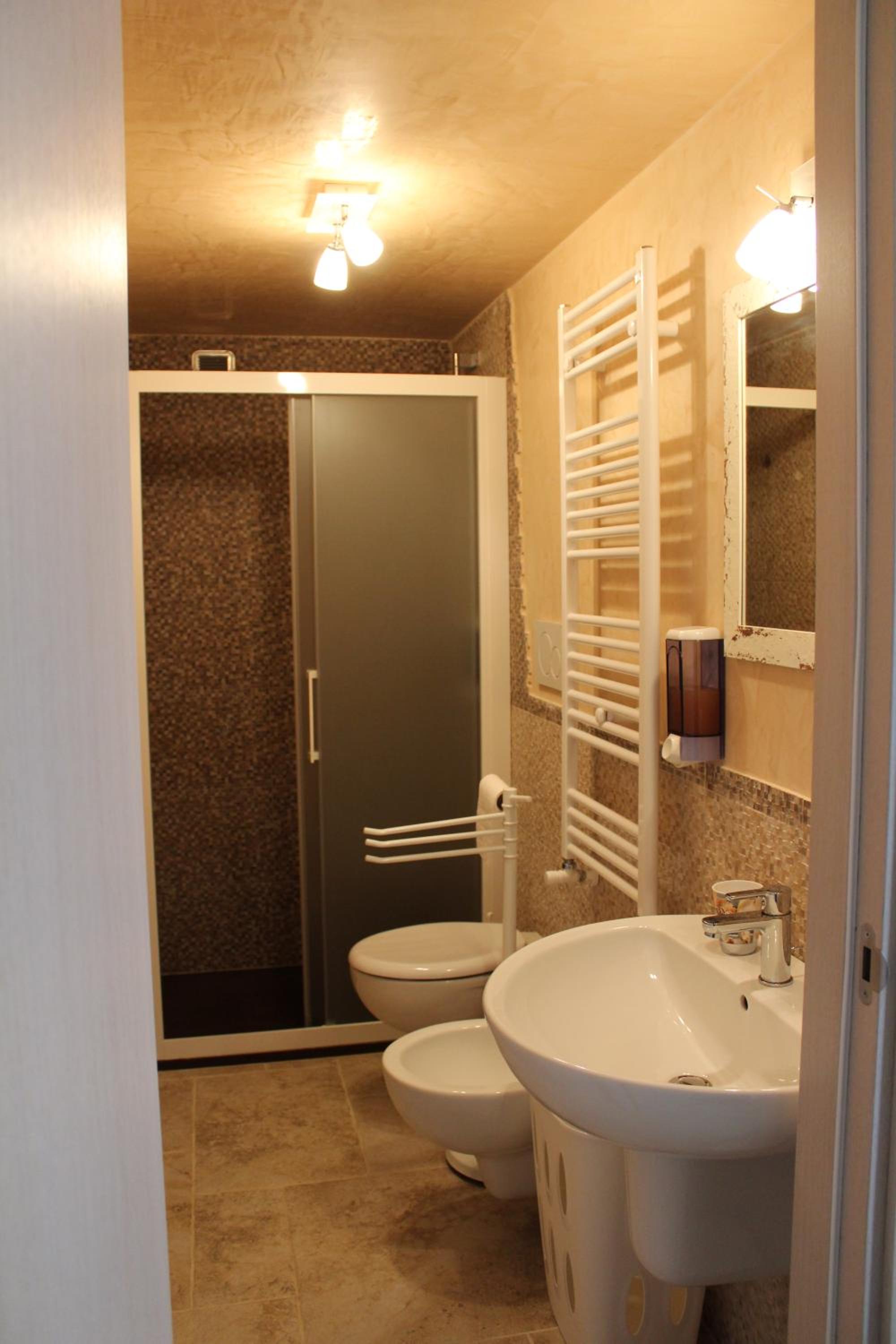 One-Bedroom House photo 3