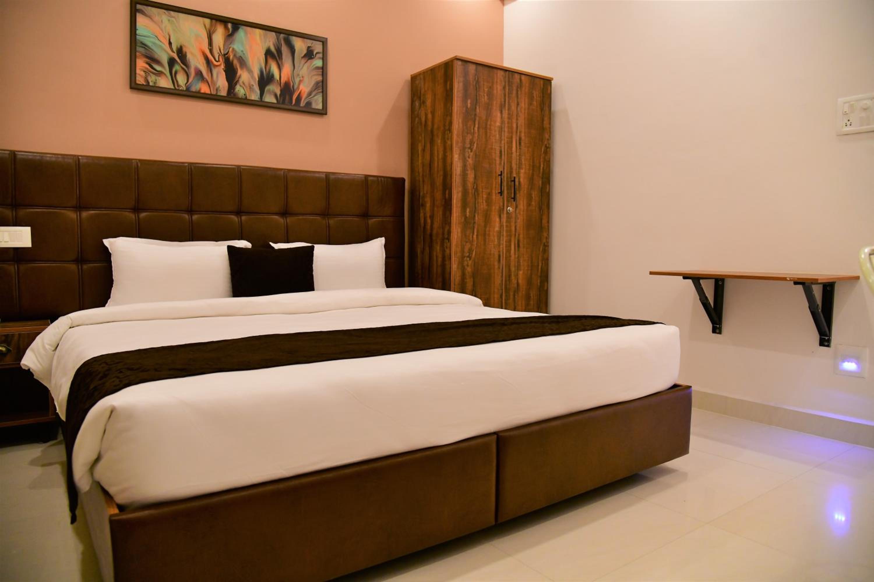 Two-Bedroom Apartment - Photo 38