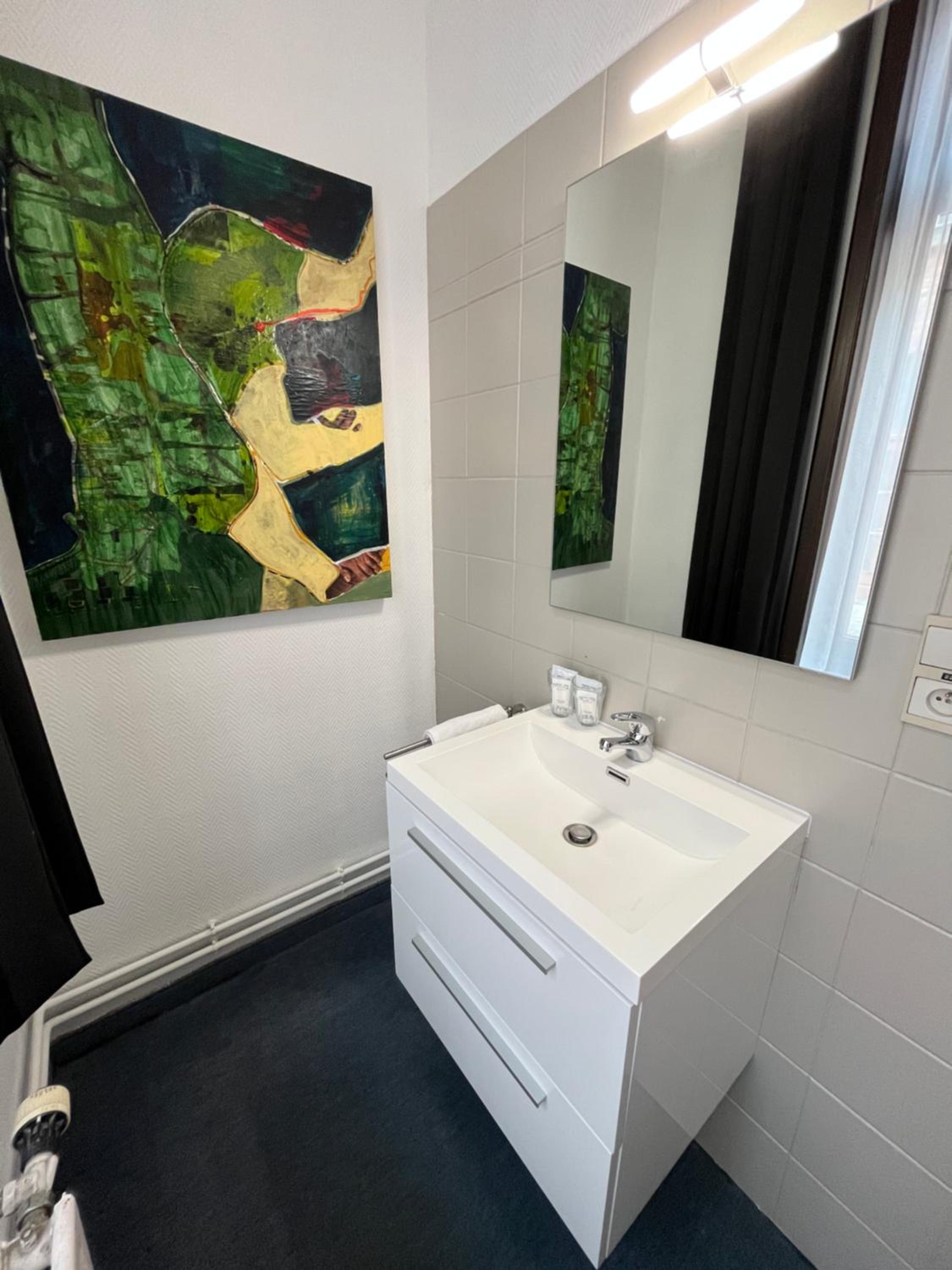Executive Double Room - Photo 8