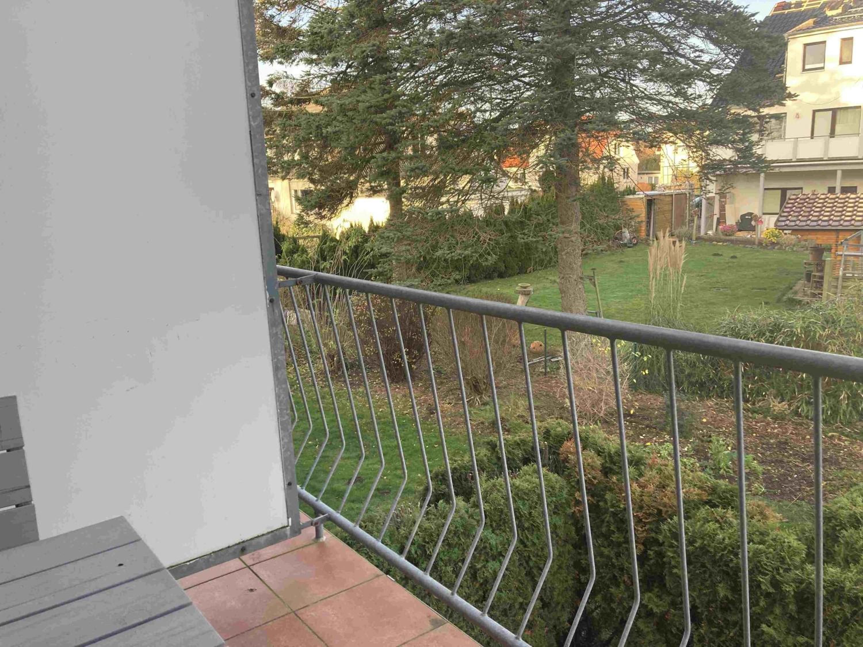 Apartment with Balcony photo 3