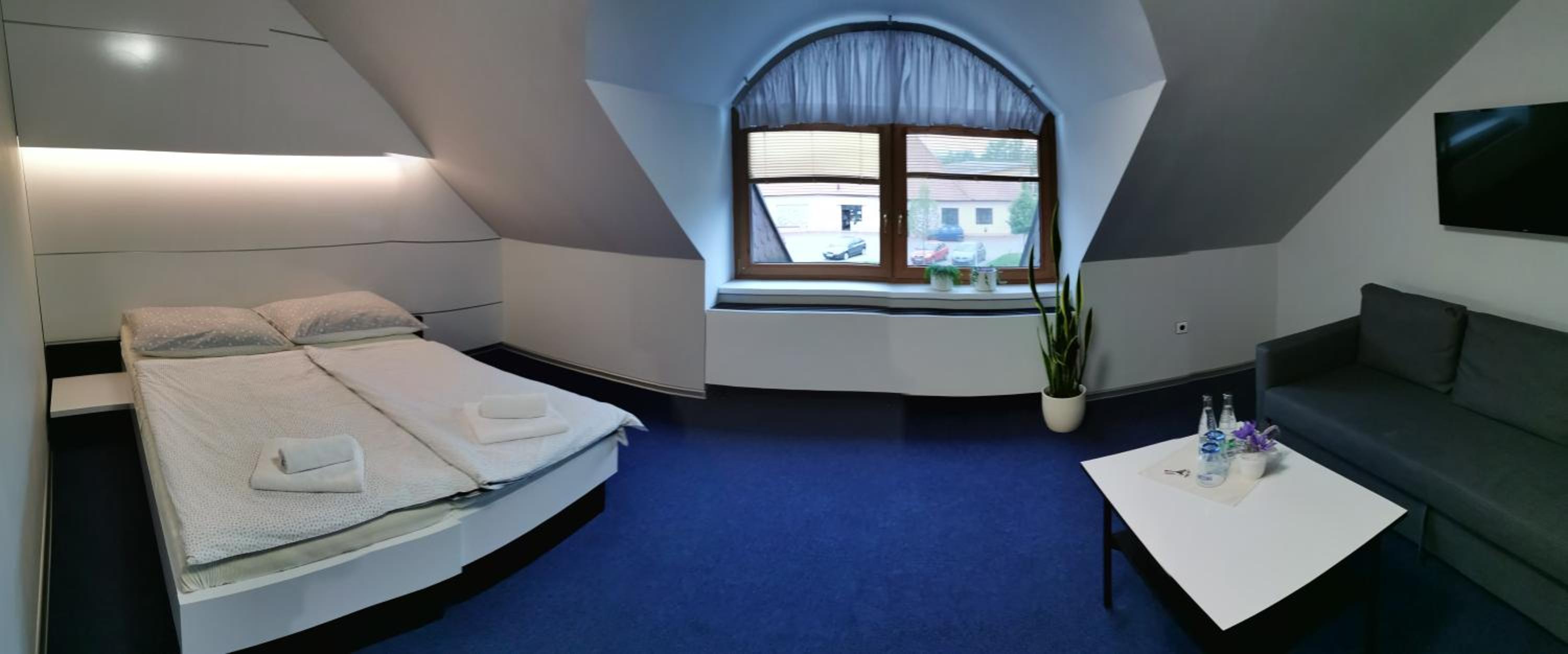 Standard Double or Twin Room photo 2