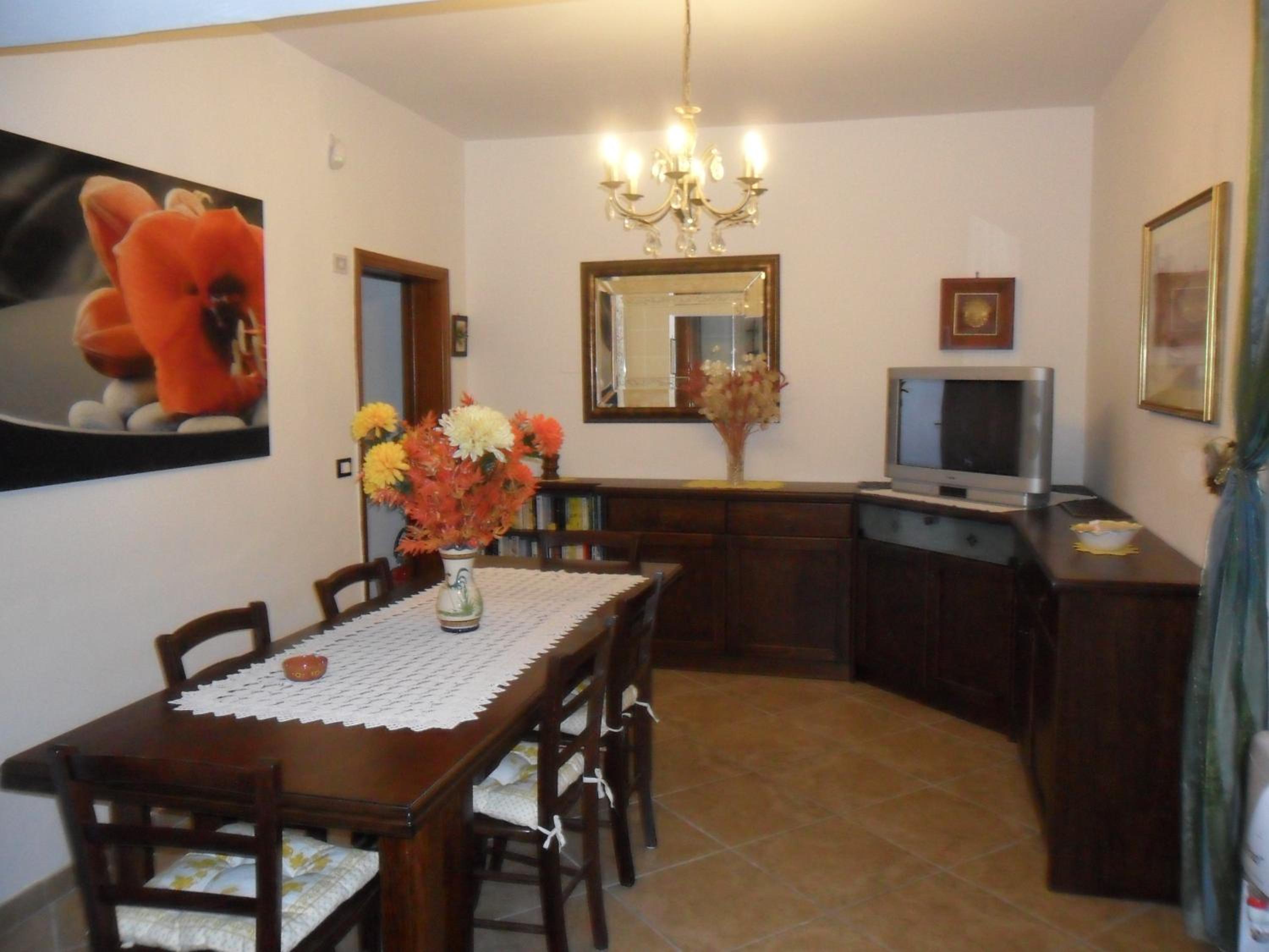 Double or Twin Room with Private Bathroom photo 3