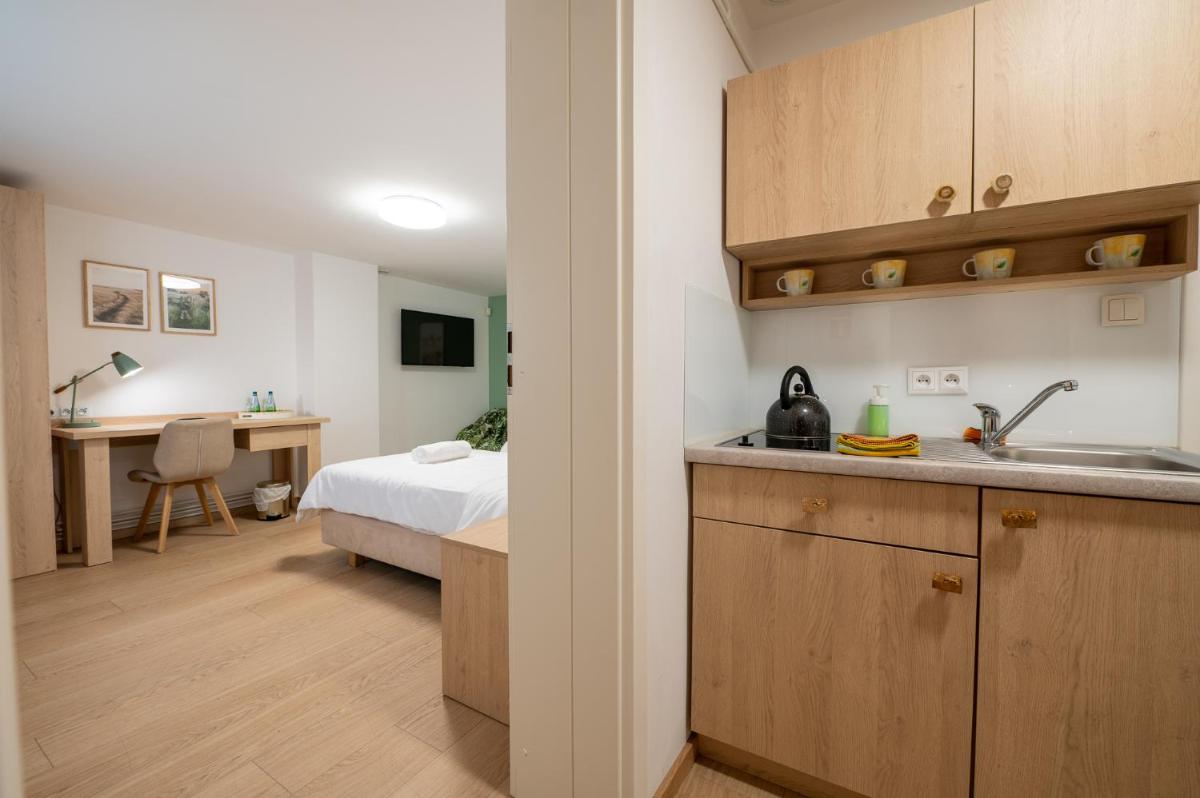 Double or Twin Room photo 3