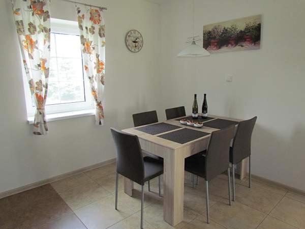 One-Bedroom Apartment A1 photo 2