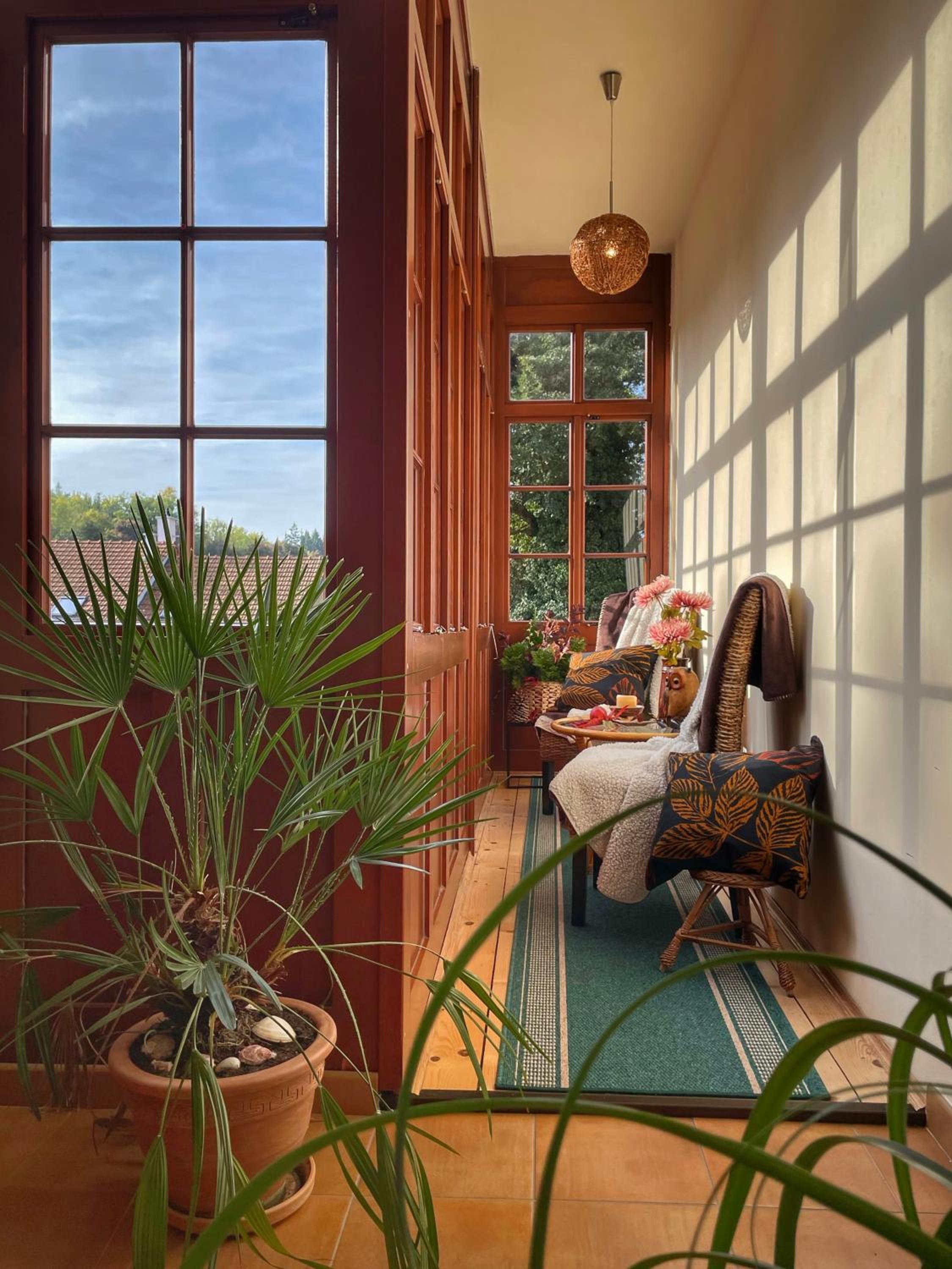 Apartment with View and Balcony photo 2