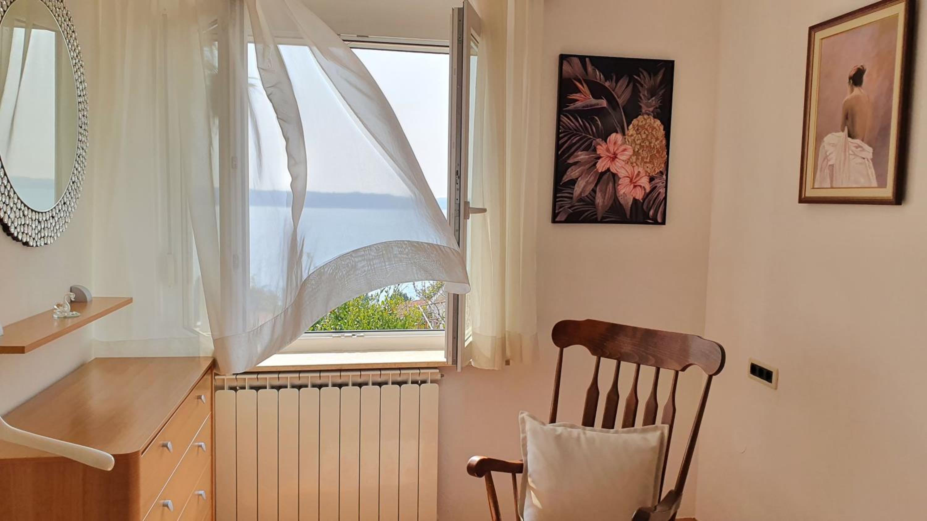 Apartment with Sea View photo 2