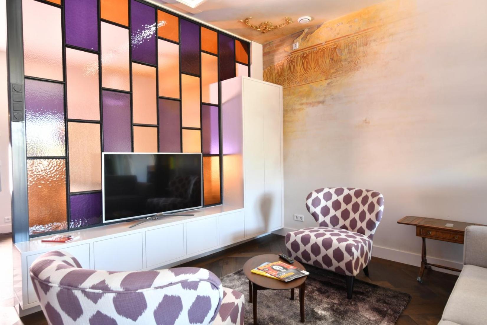Deluxe Queen Suite - Annex photo 2