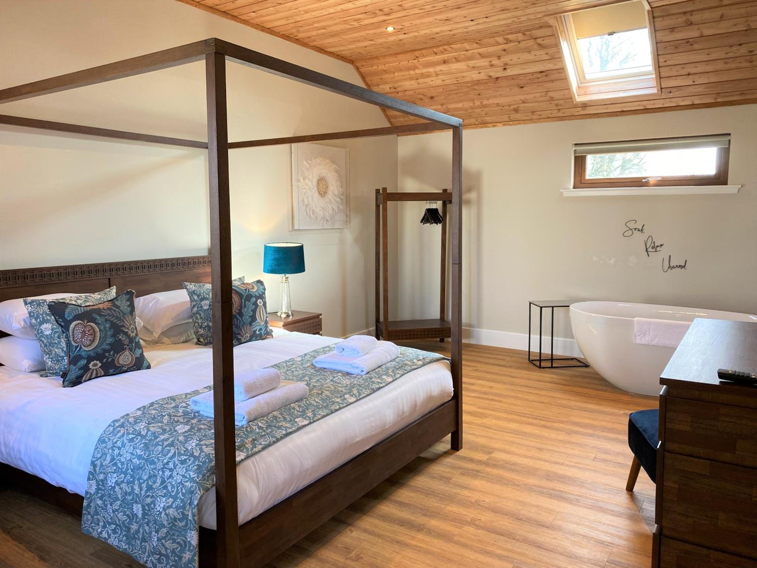 One-Bedroom House photo 1