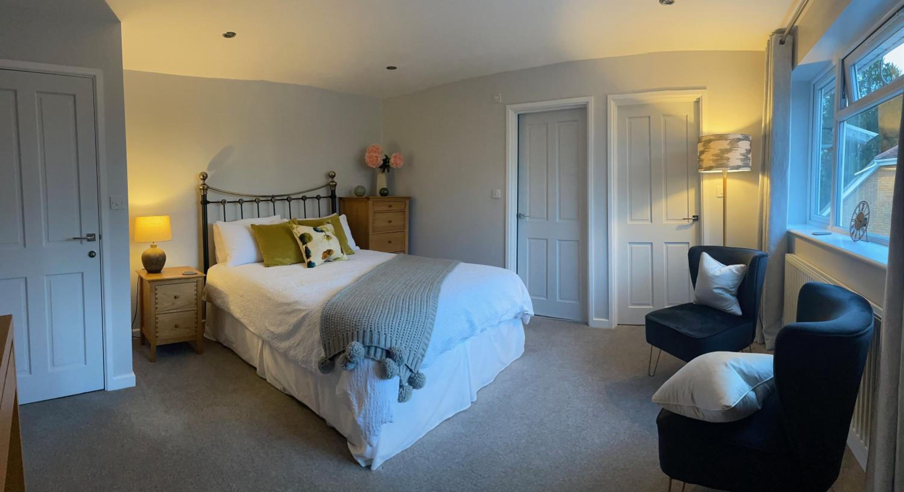 Double Room with Private Bathroom - Photo 1