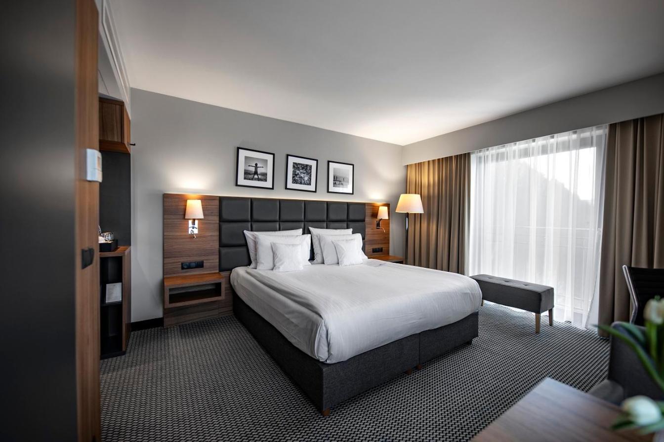 Double Room with Lake View photo 3