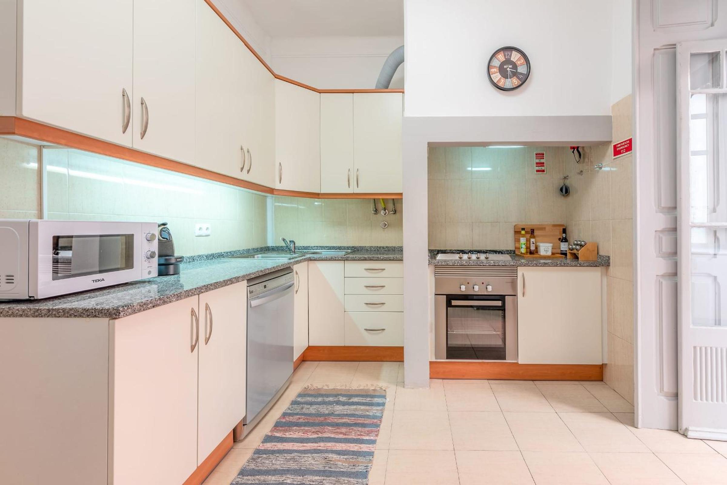 Apartment - Photo 23