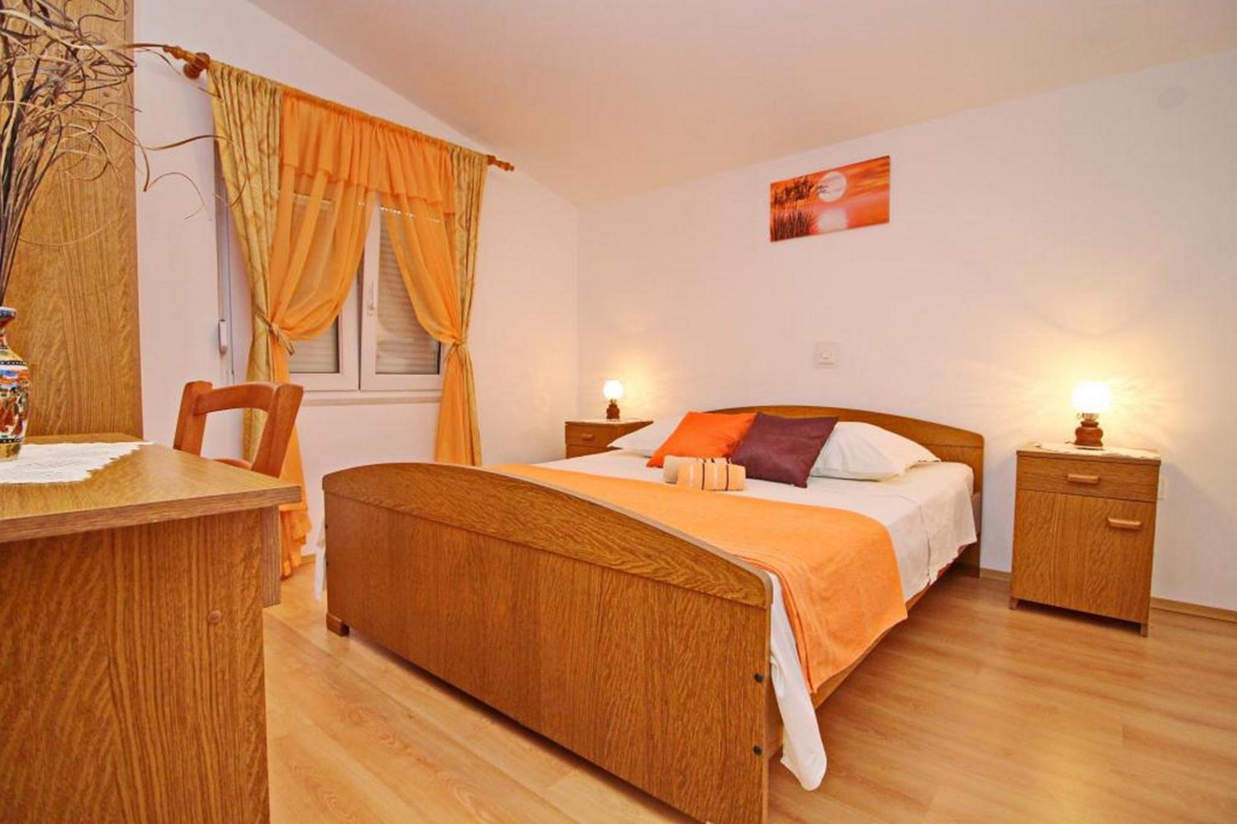Comfort Two-Bedroom Apartment with Terrace and Sea View