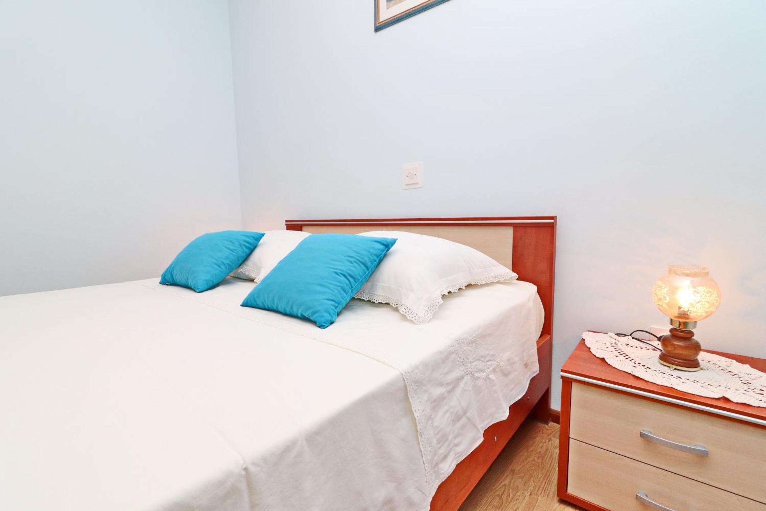 Superior Two-Bedroom Apartment with Terrace and Sea View