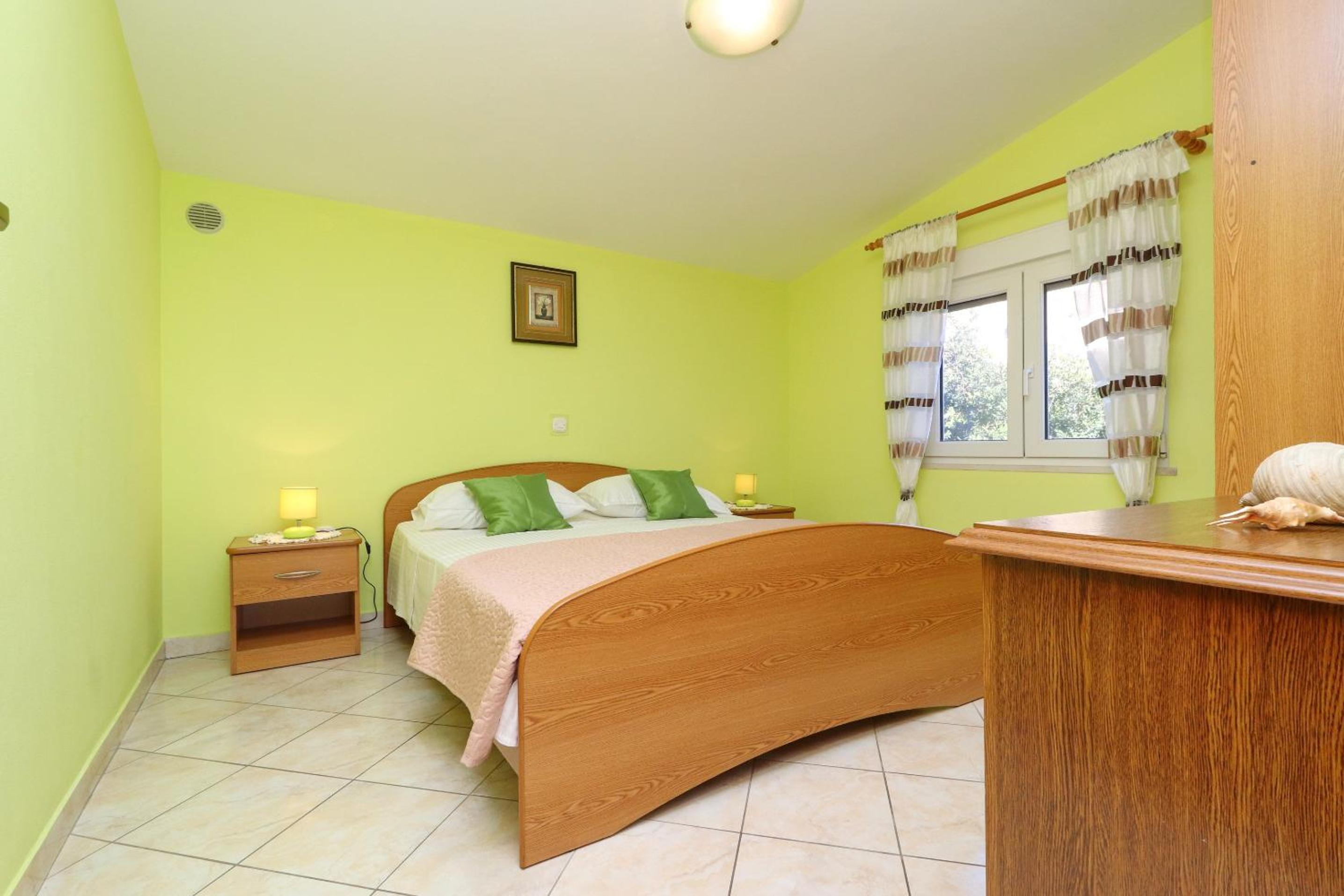 Three-Bedroom Apartment with Terrace and Sea View