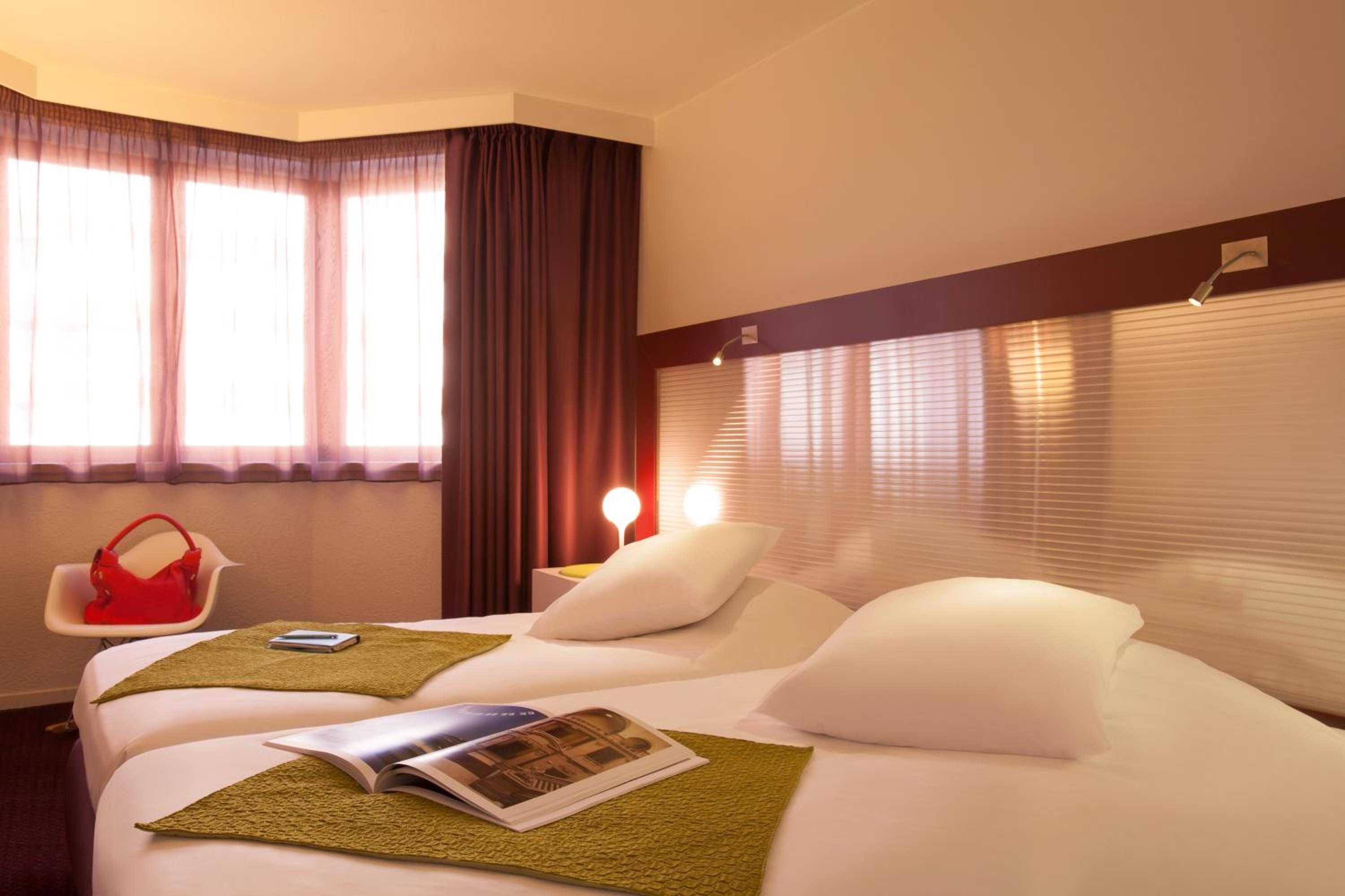 Classic Twin Room - Photo 7