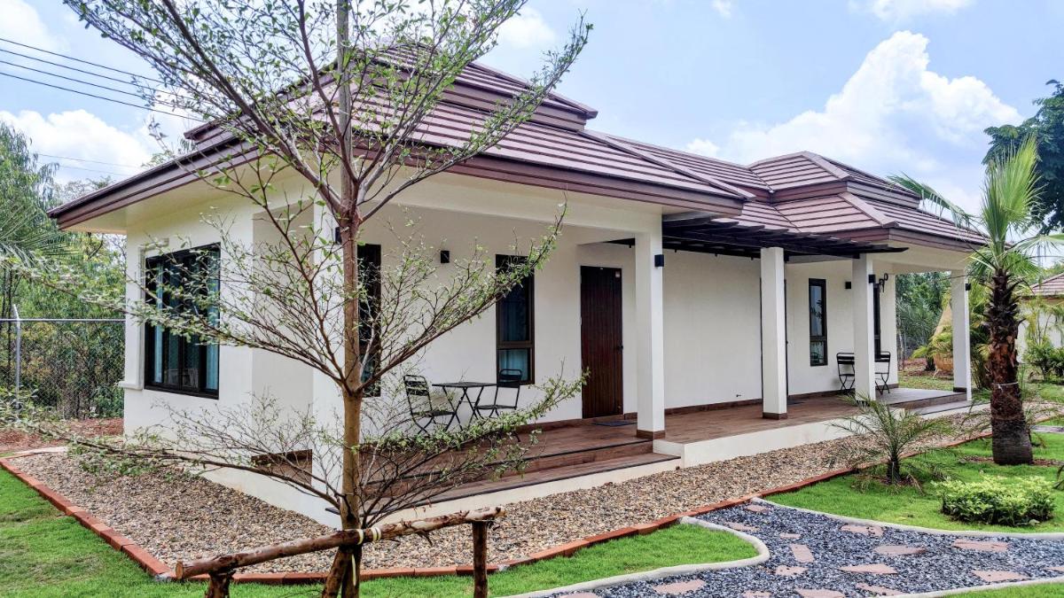 Superior Bungalow photo 2