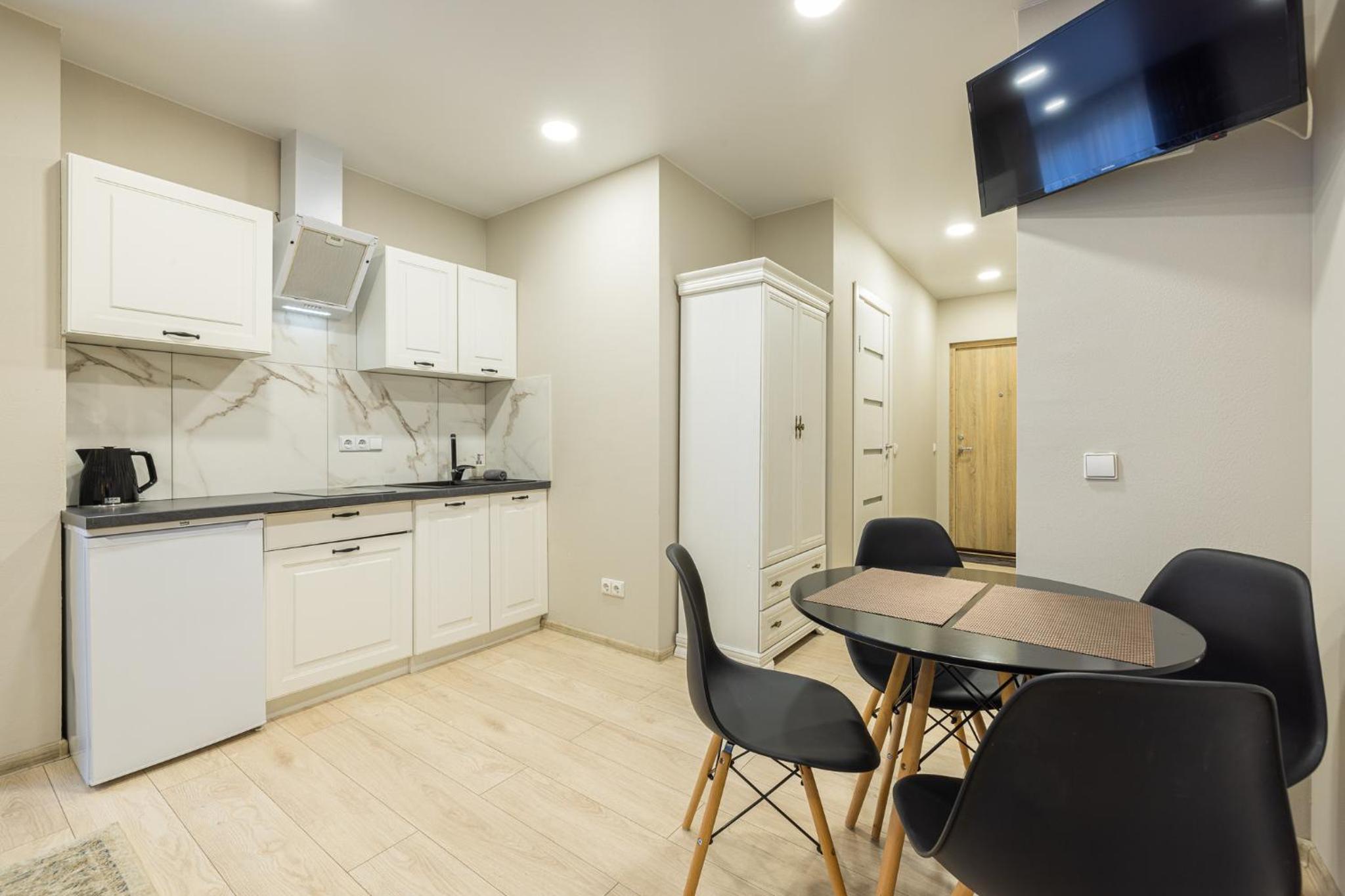 One-Bedroom Apartment - Photo 7
