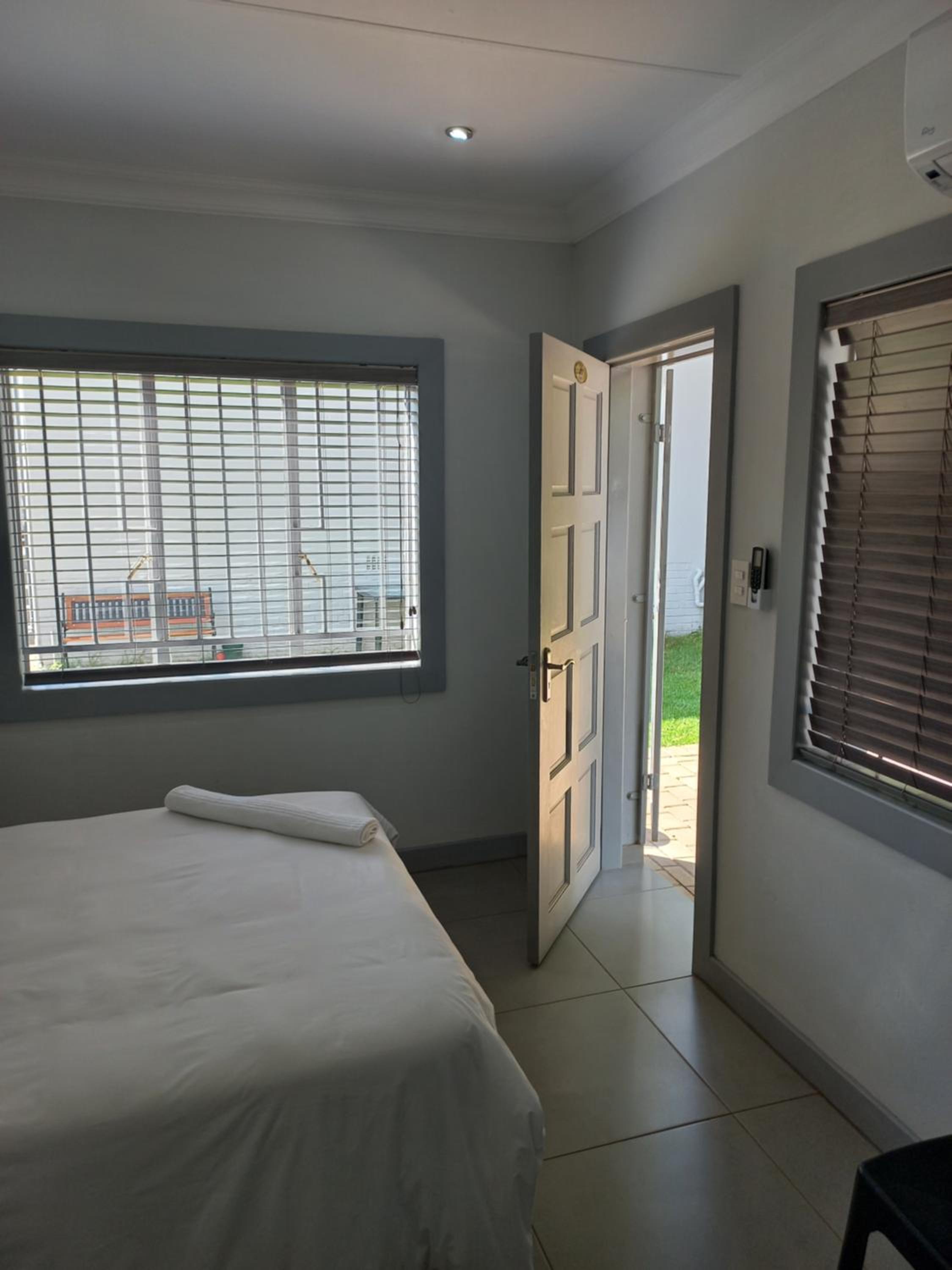 Economy Room photo 1