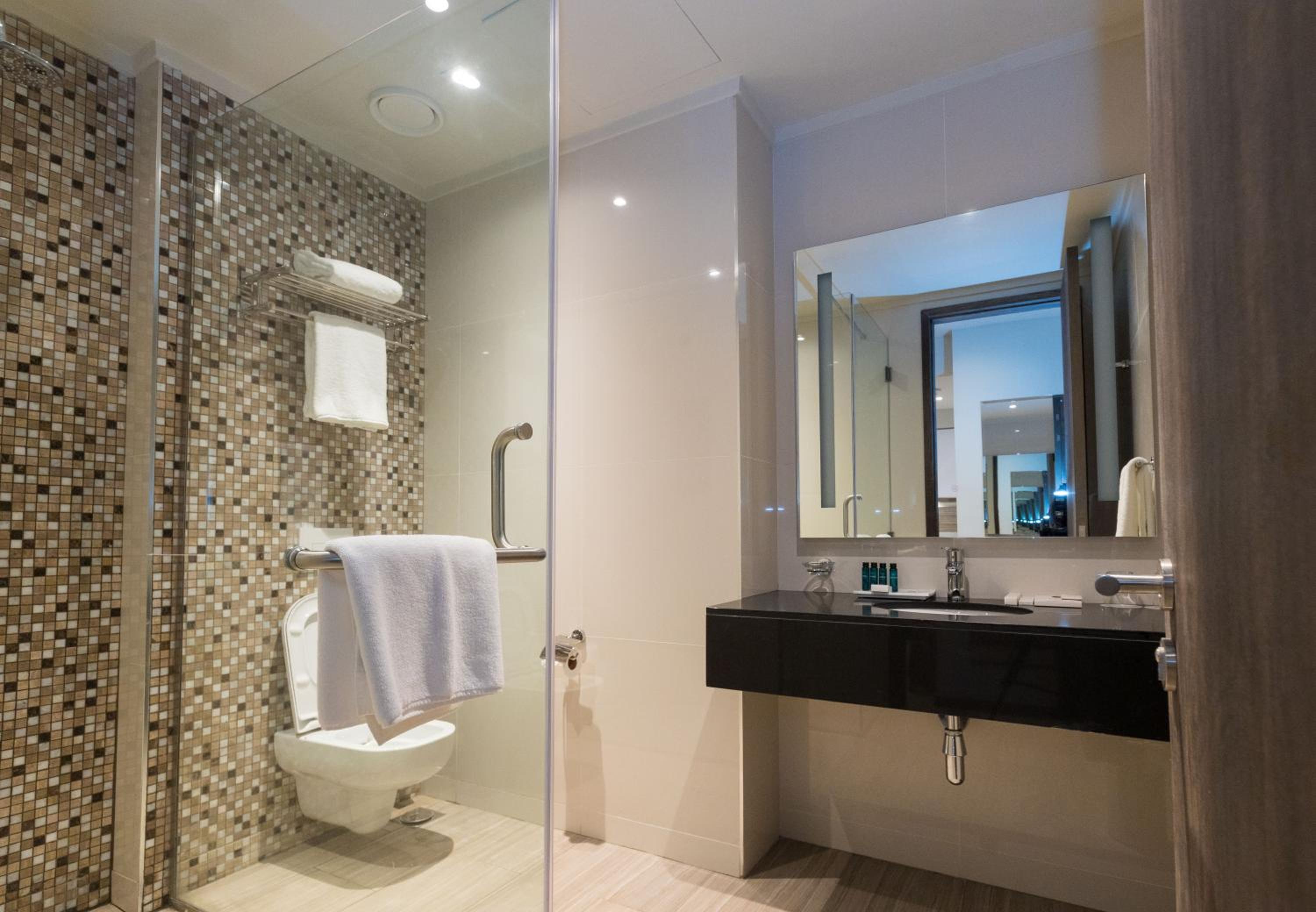 Premier Suite - Photo 6