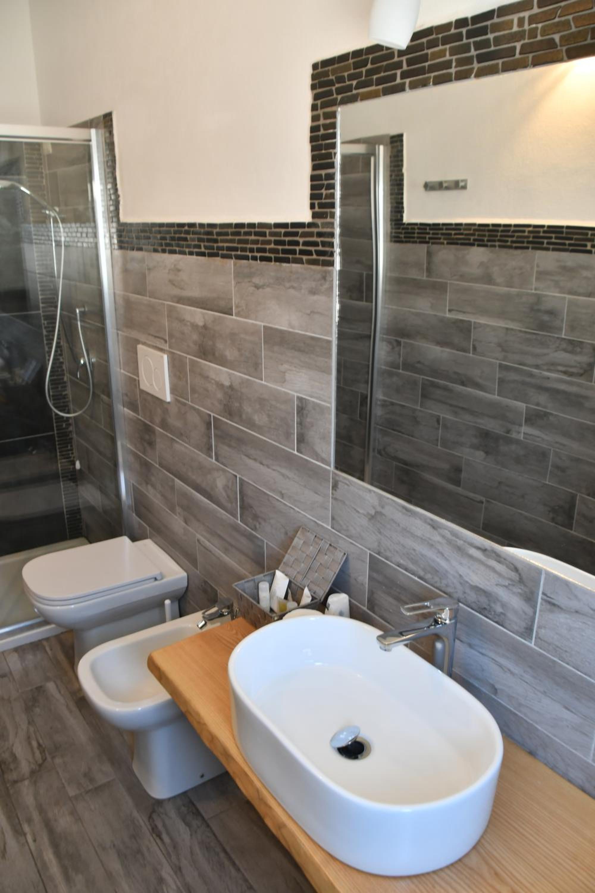 Double Room with Private Bathroom photo 3