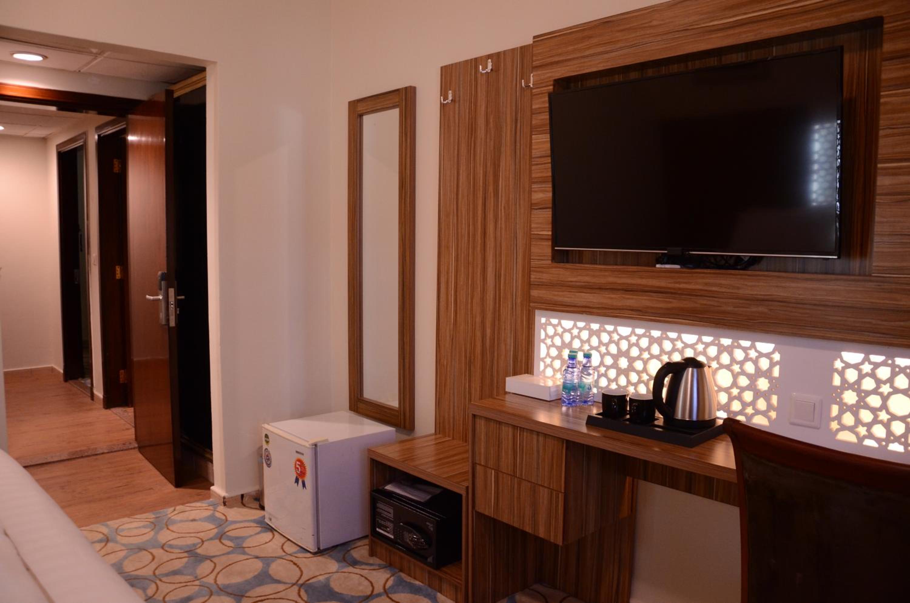 Quadruple Room - Photo 2