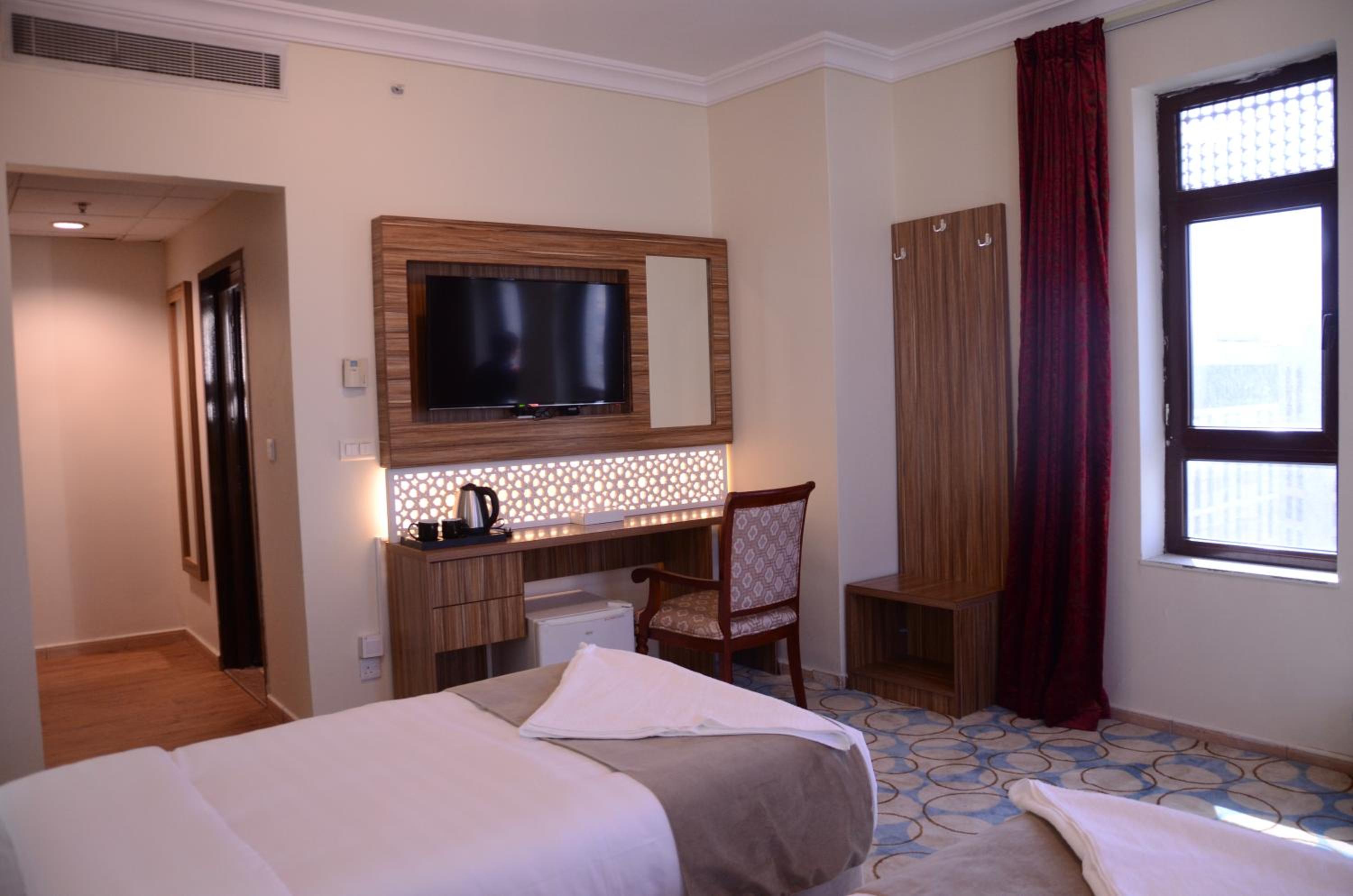 Quadruple Room - Photo 4