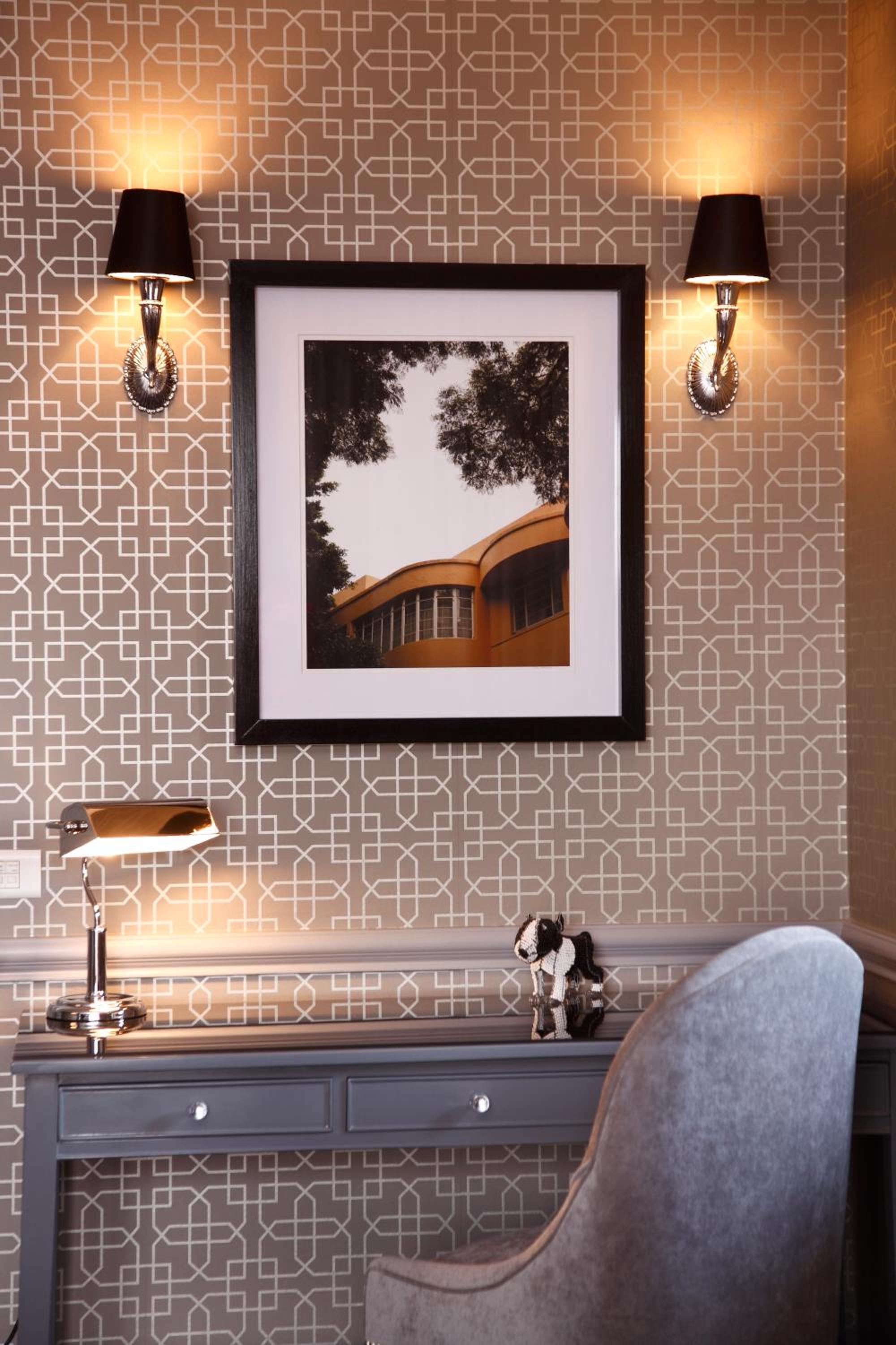 Luxury Suite thumbnail 5