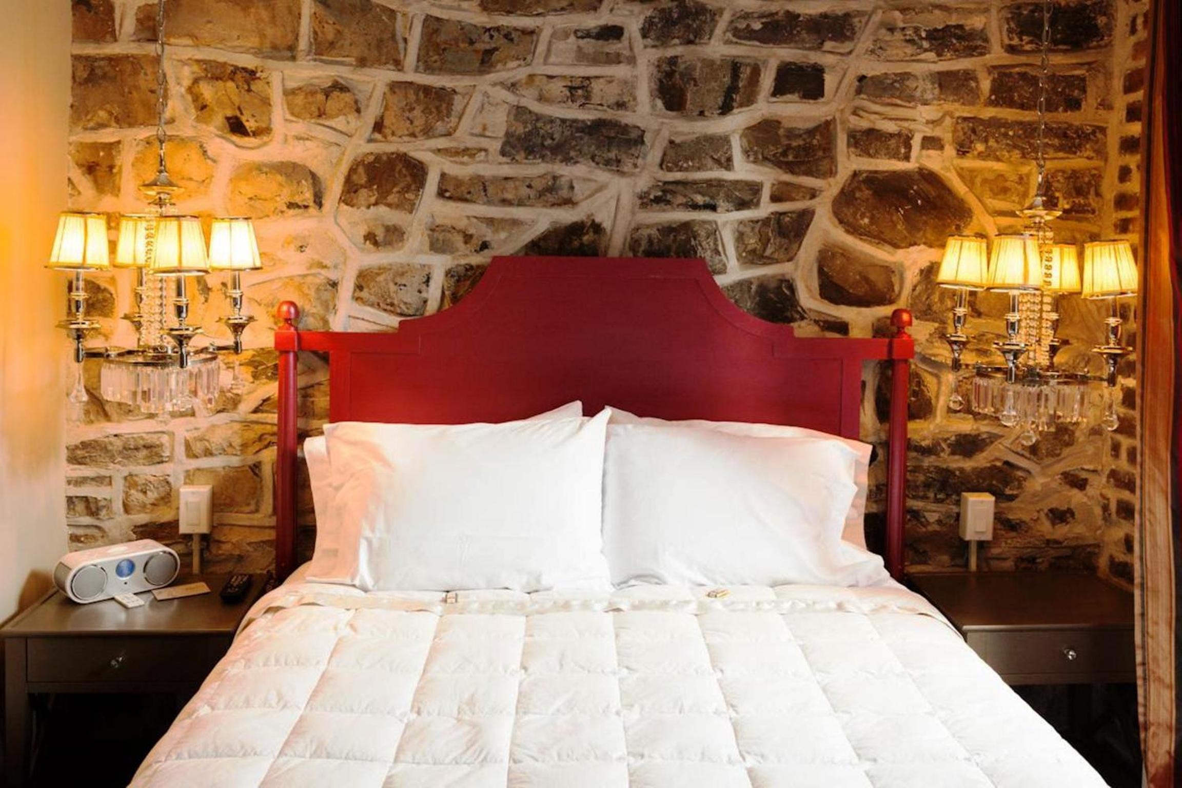 Deluxe Room - Photo 3