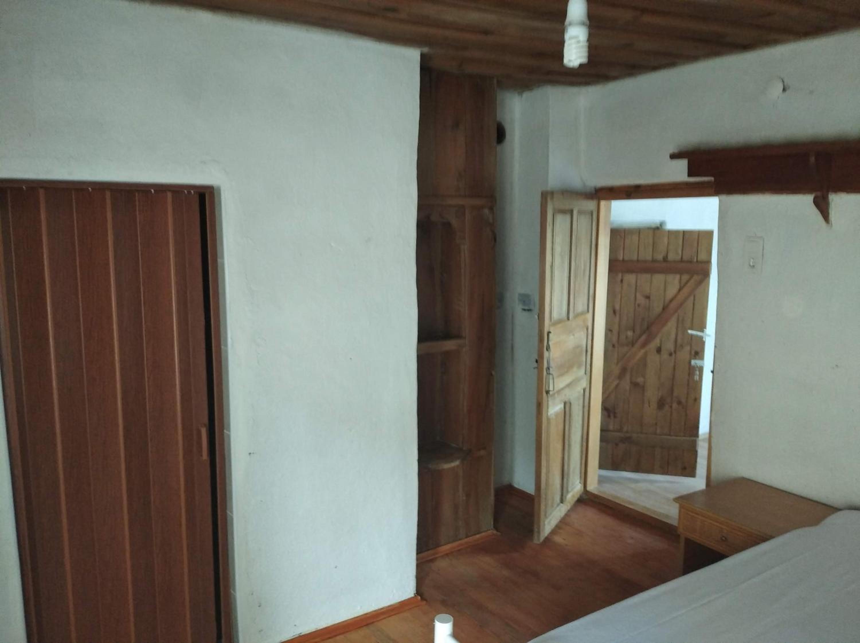 Quadruple Room with Bathroom - Photo 6