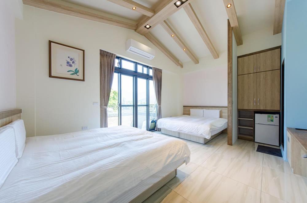 Quadruple Room with Balcony photo 2