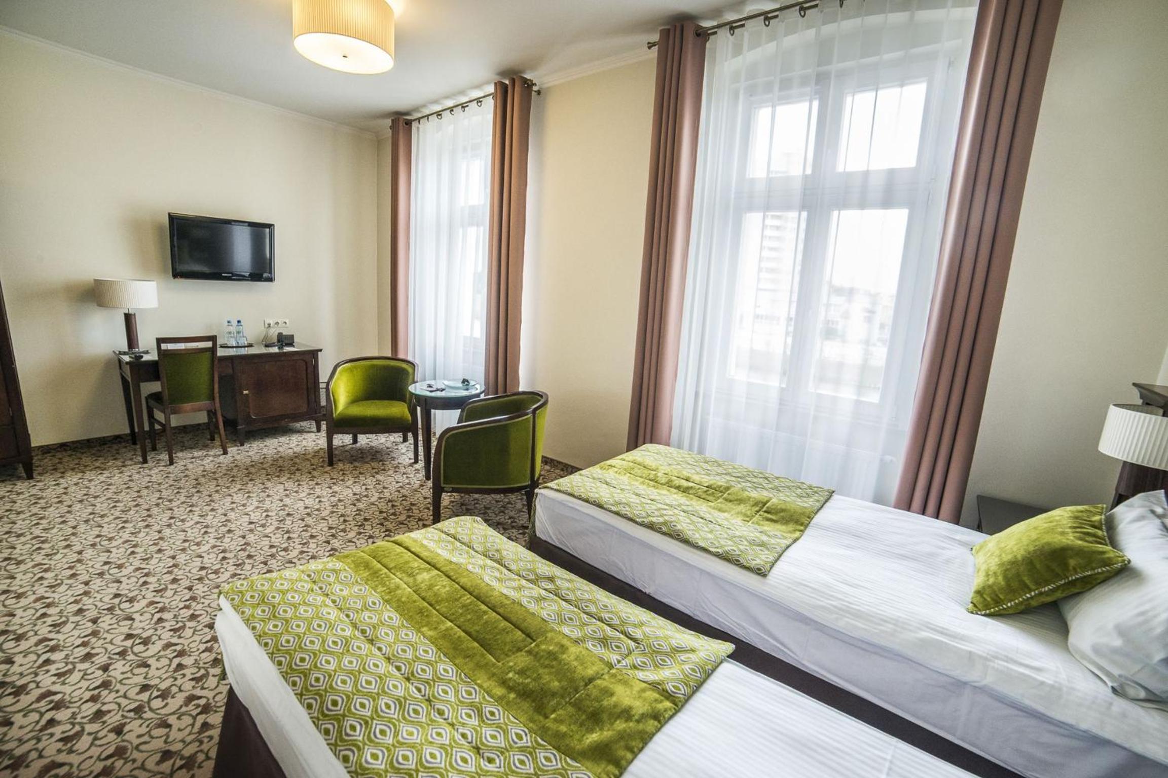 Double or Twin Room - Photo 3
