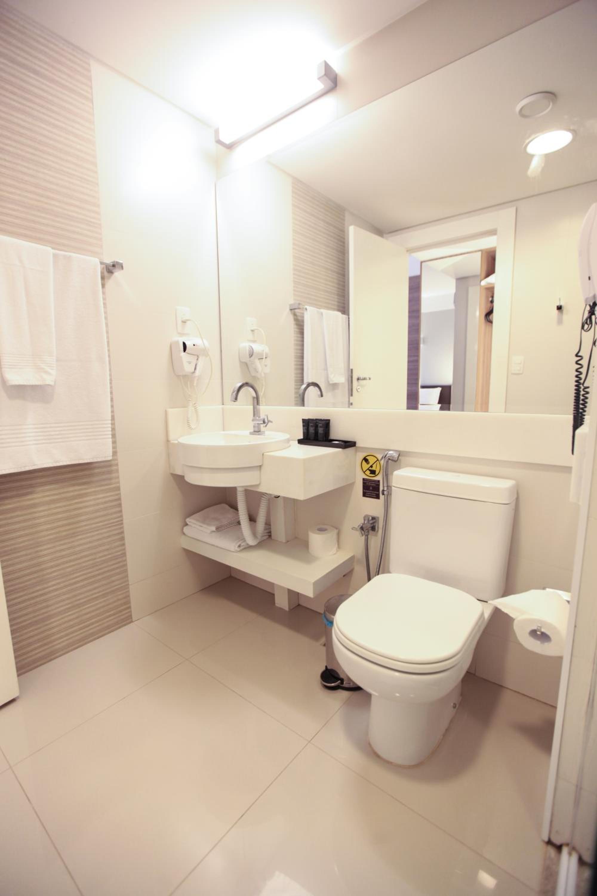 Superior Twin Room photo 3