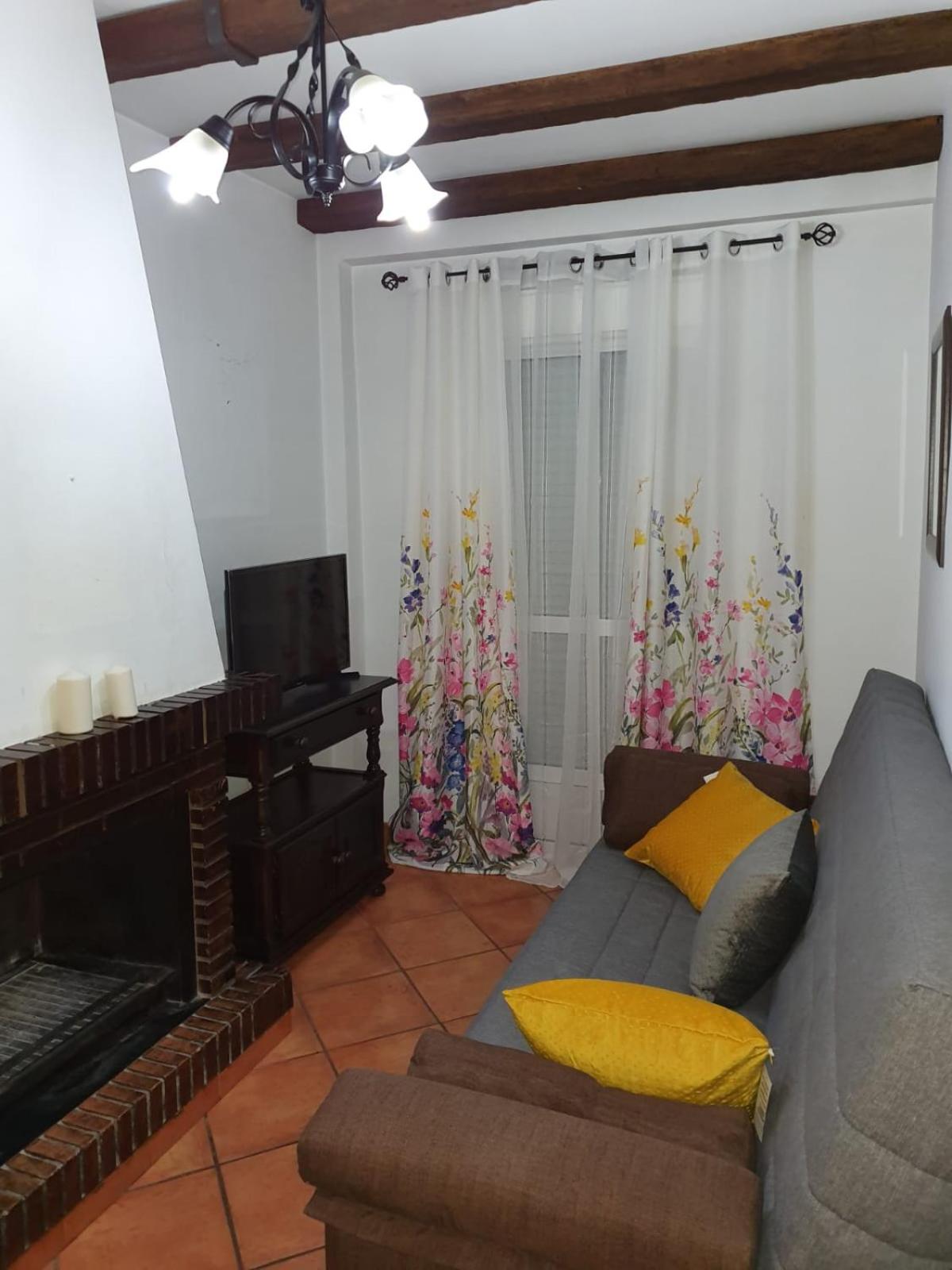 Three-Bedroom Apartment - Photo 1
