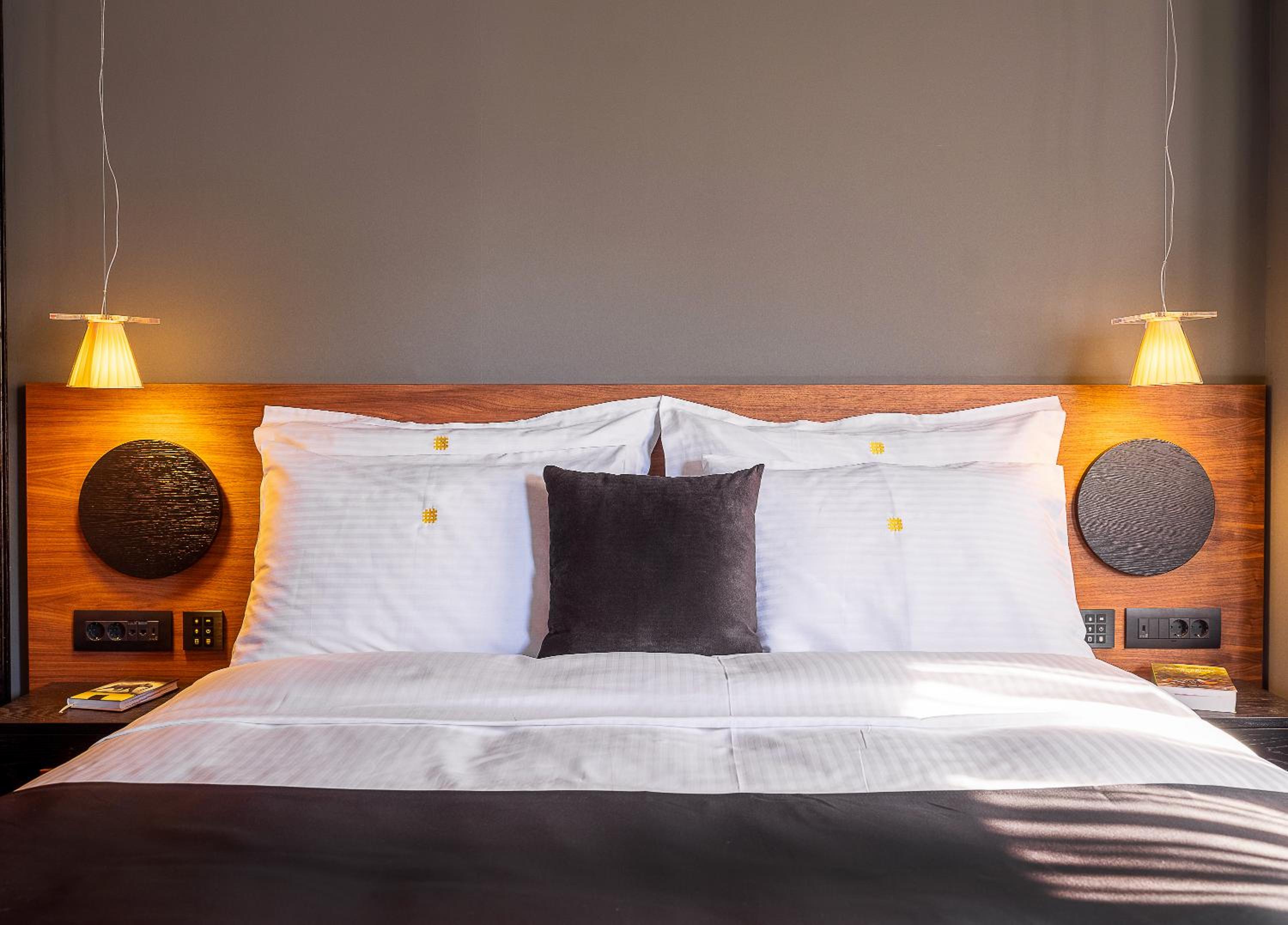 Exclusive City Escape Suite - Photo 3