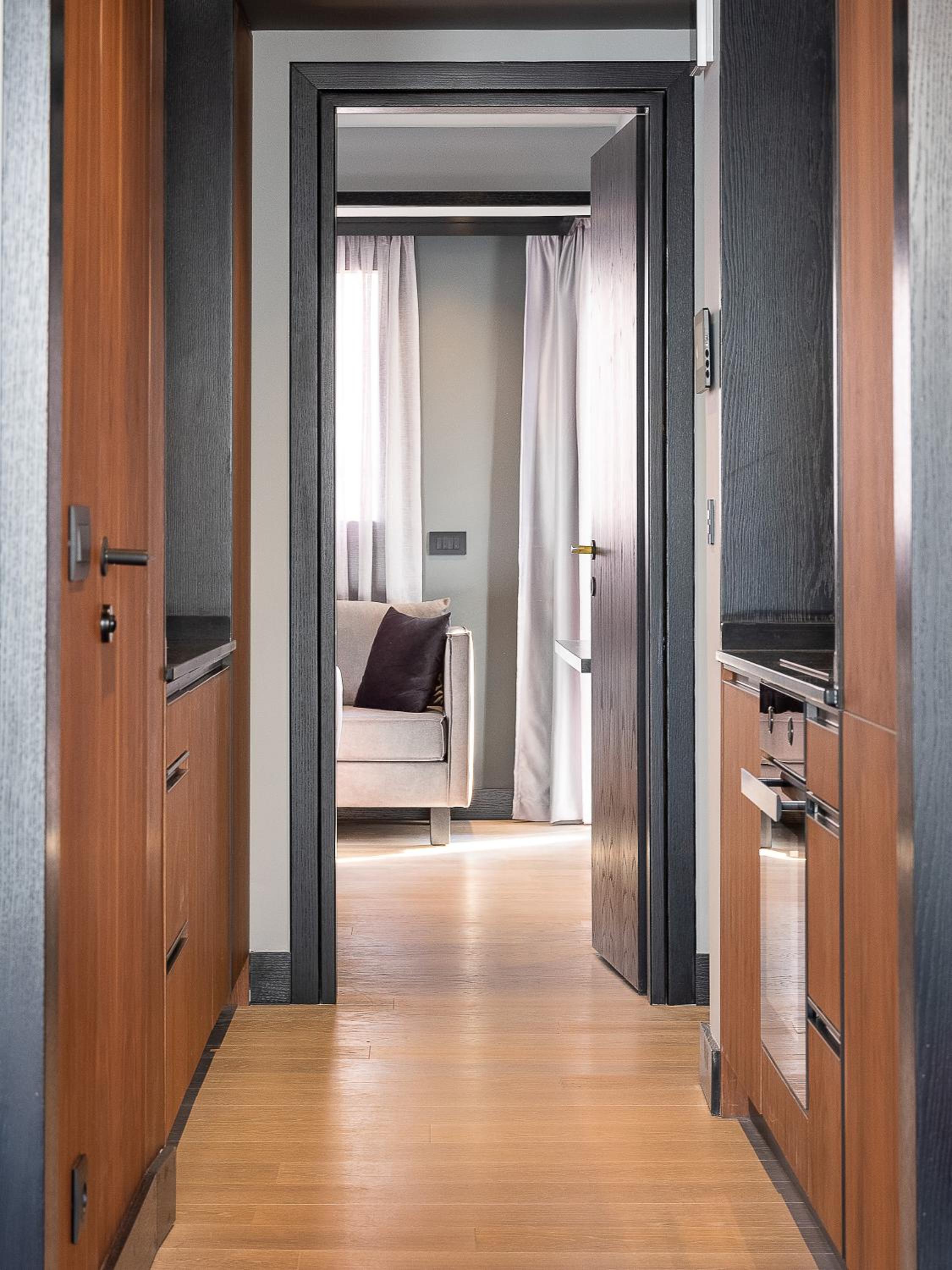 Exclusive City Escape Suite - Photo 24