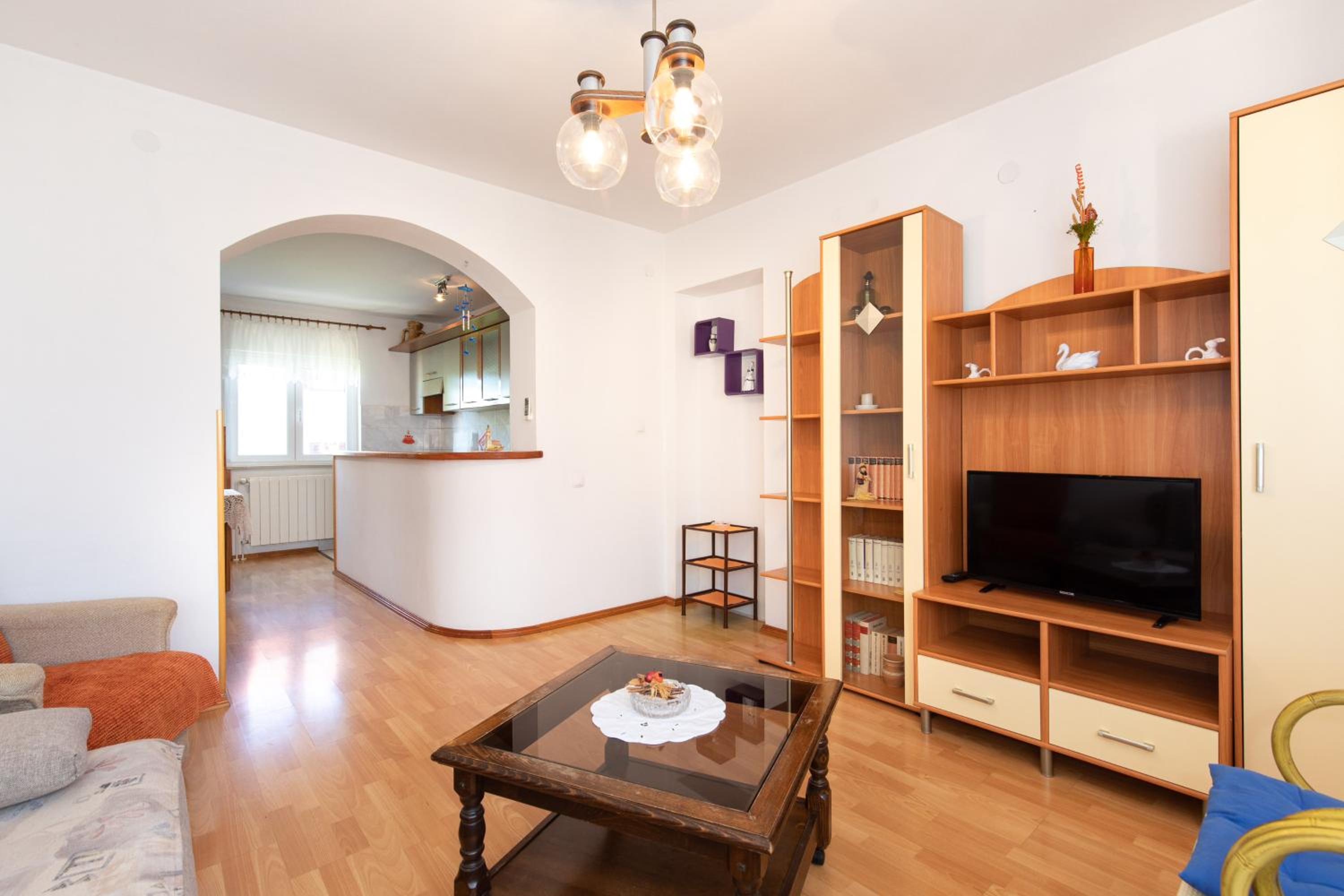 Apartment photo 1